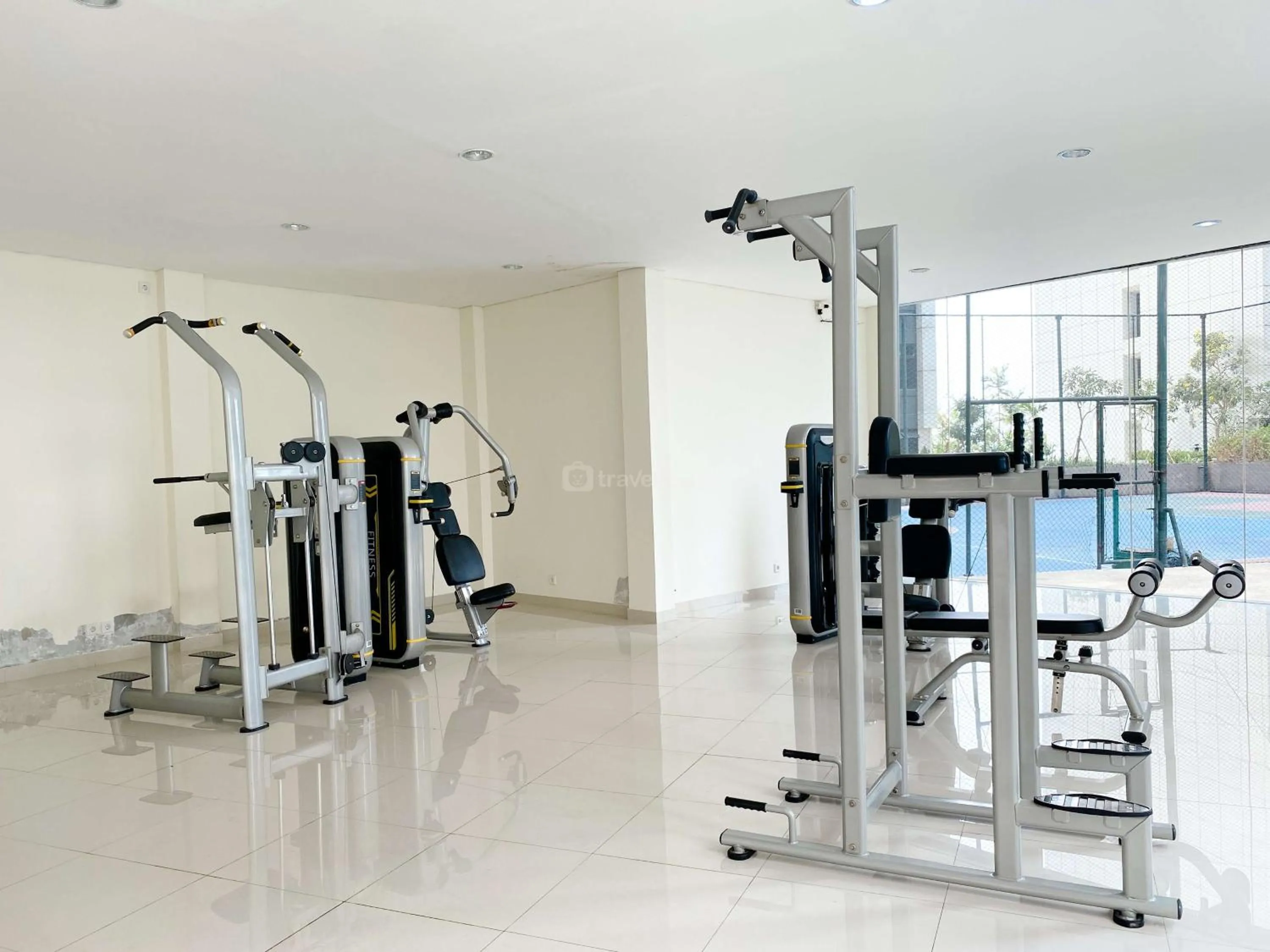 Fitness centre/facilities in Comfort Living Studio Pollux Chadstone Apartment By Travelio