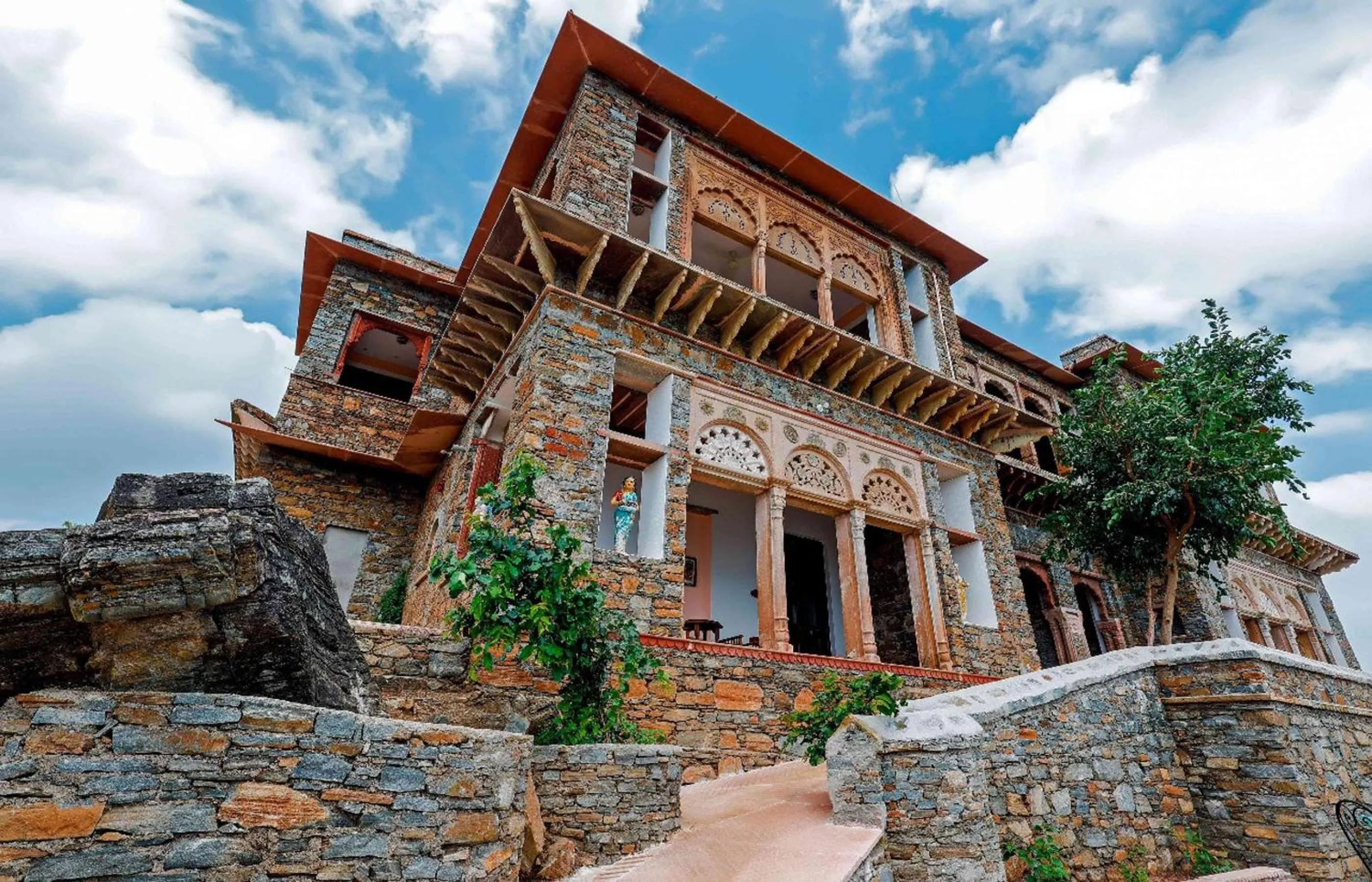 Property building in Shrisiddhpuram