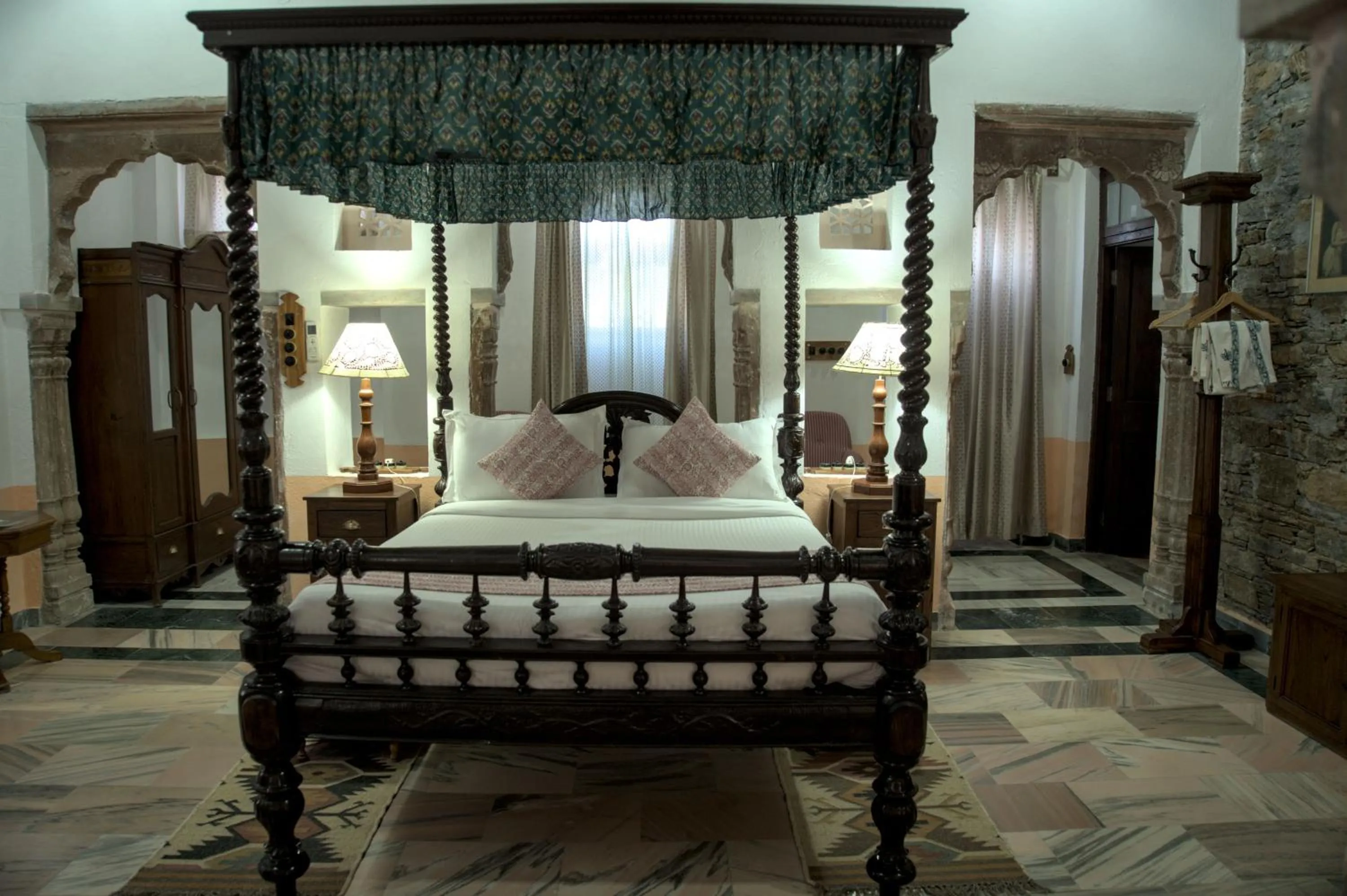 Bed in Shrisiddhpuram