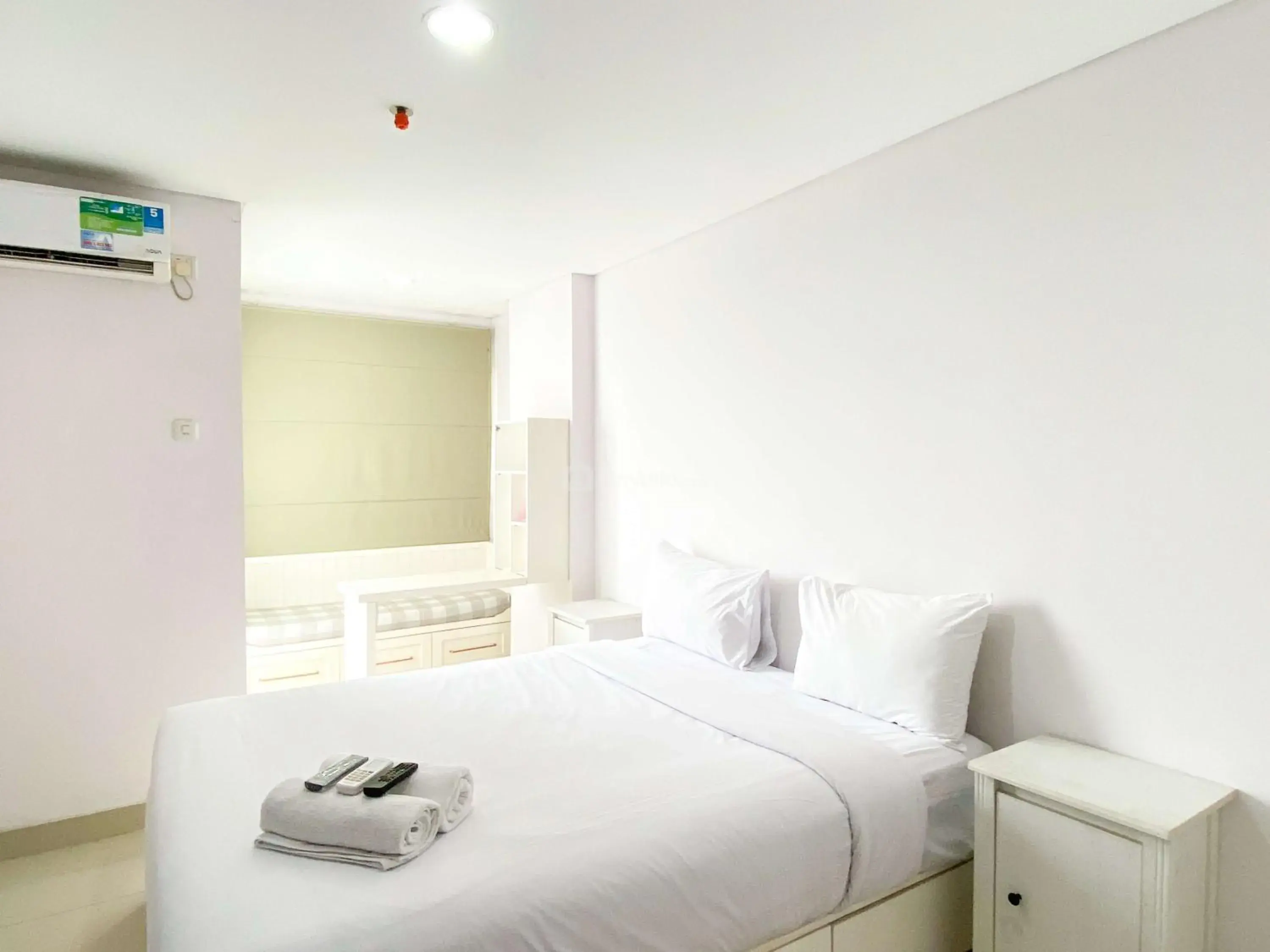 Good Choice and Homey Studio Enviro Apartment By Travelio Good Choice and Homey Studio Enviro Apartment By Travelio
