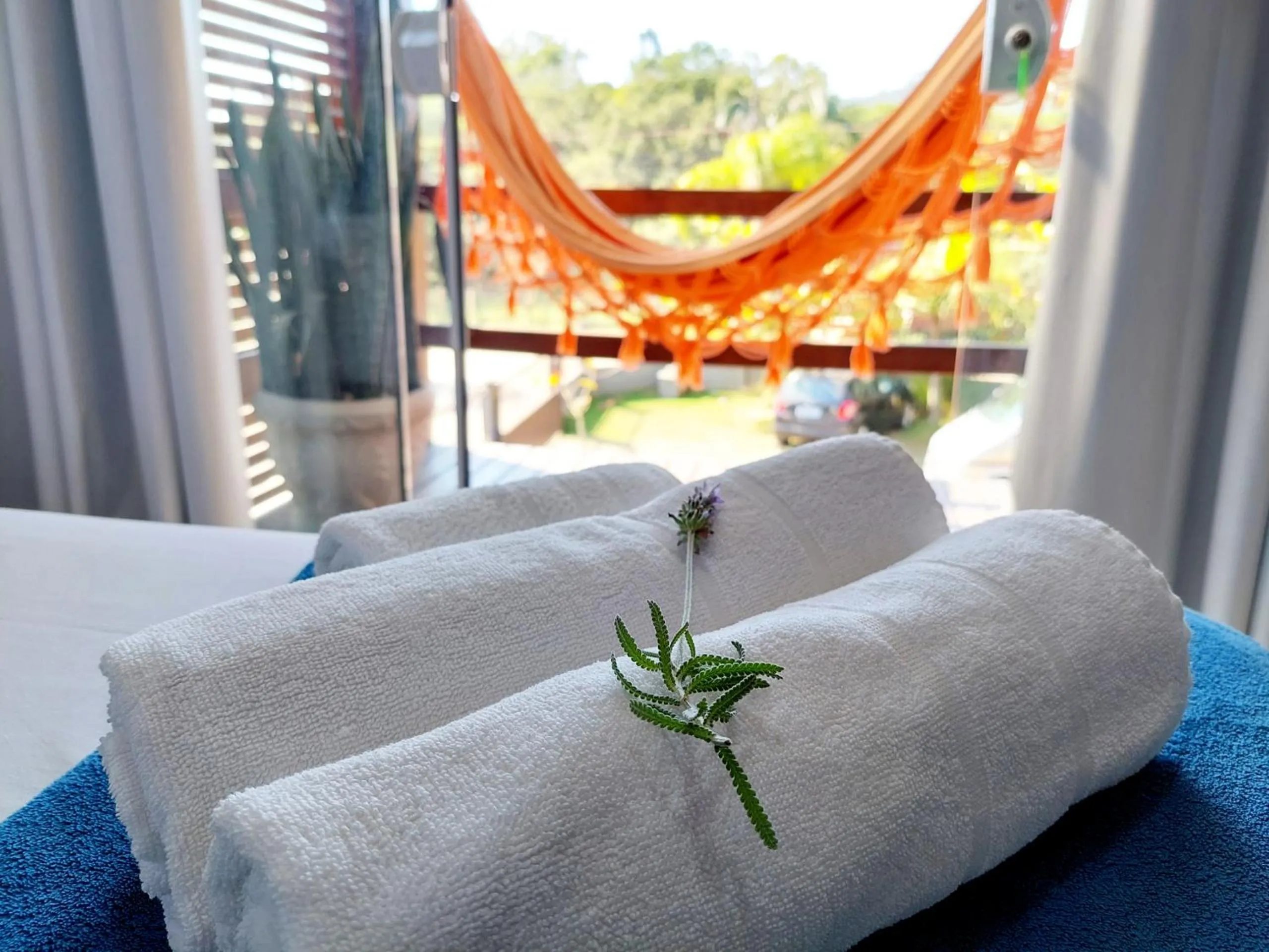 towels, Bed in Pousada Container Eco Guarda