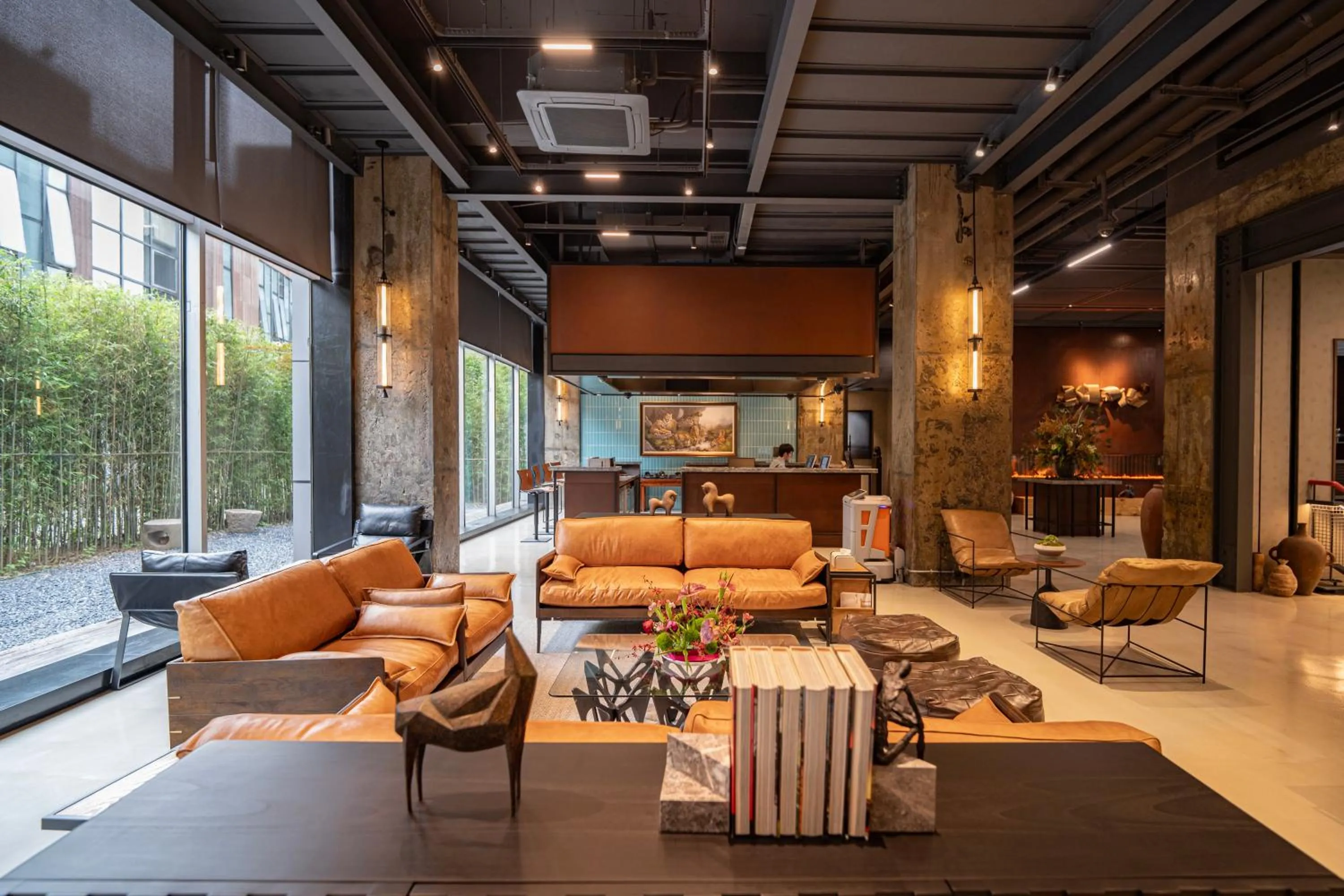 Seating area in Shanghai T Plus Hotel Residence