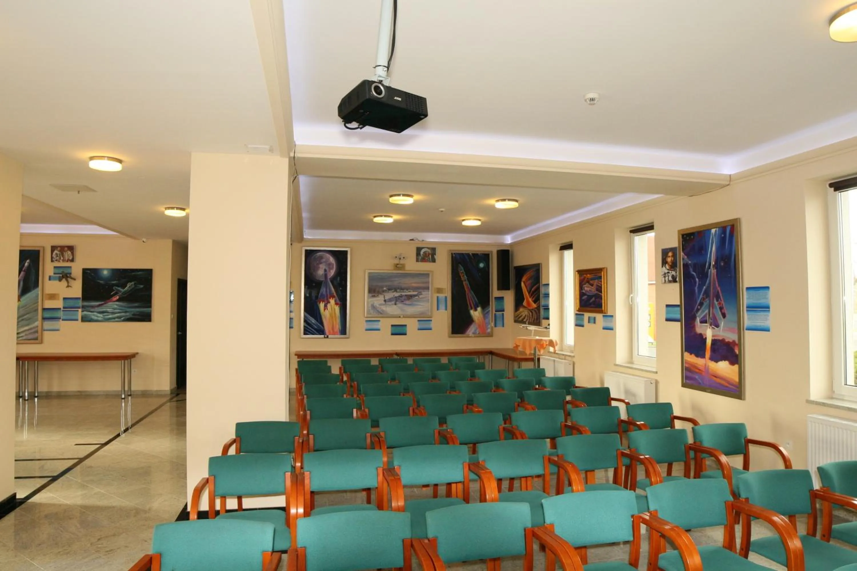 Business facilities in Hotel Kosmonauty Wrocław-Airport