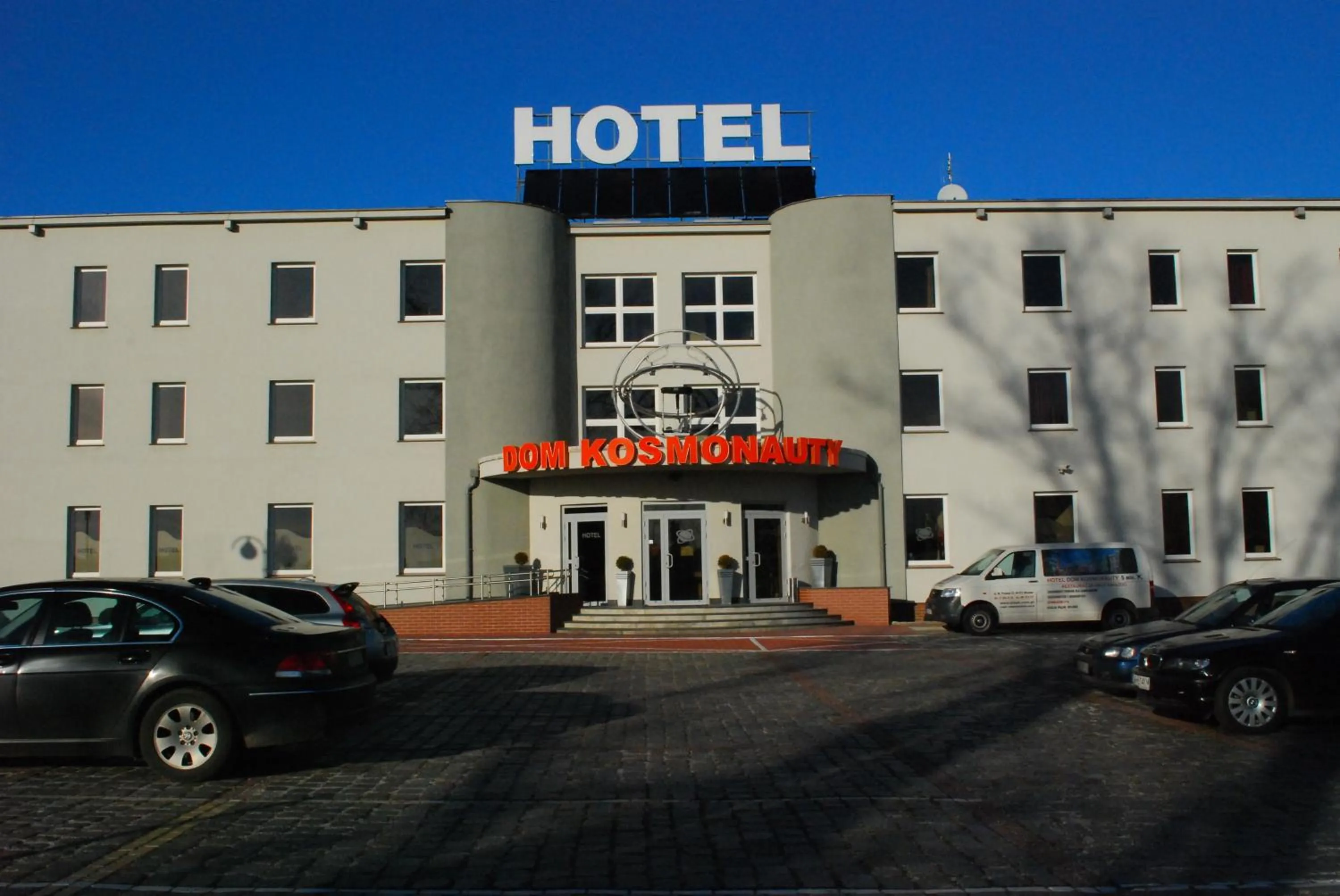 Property building in Hotel Kosmonauty Wrocław-Airport