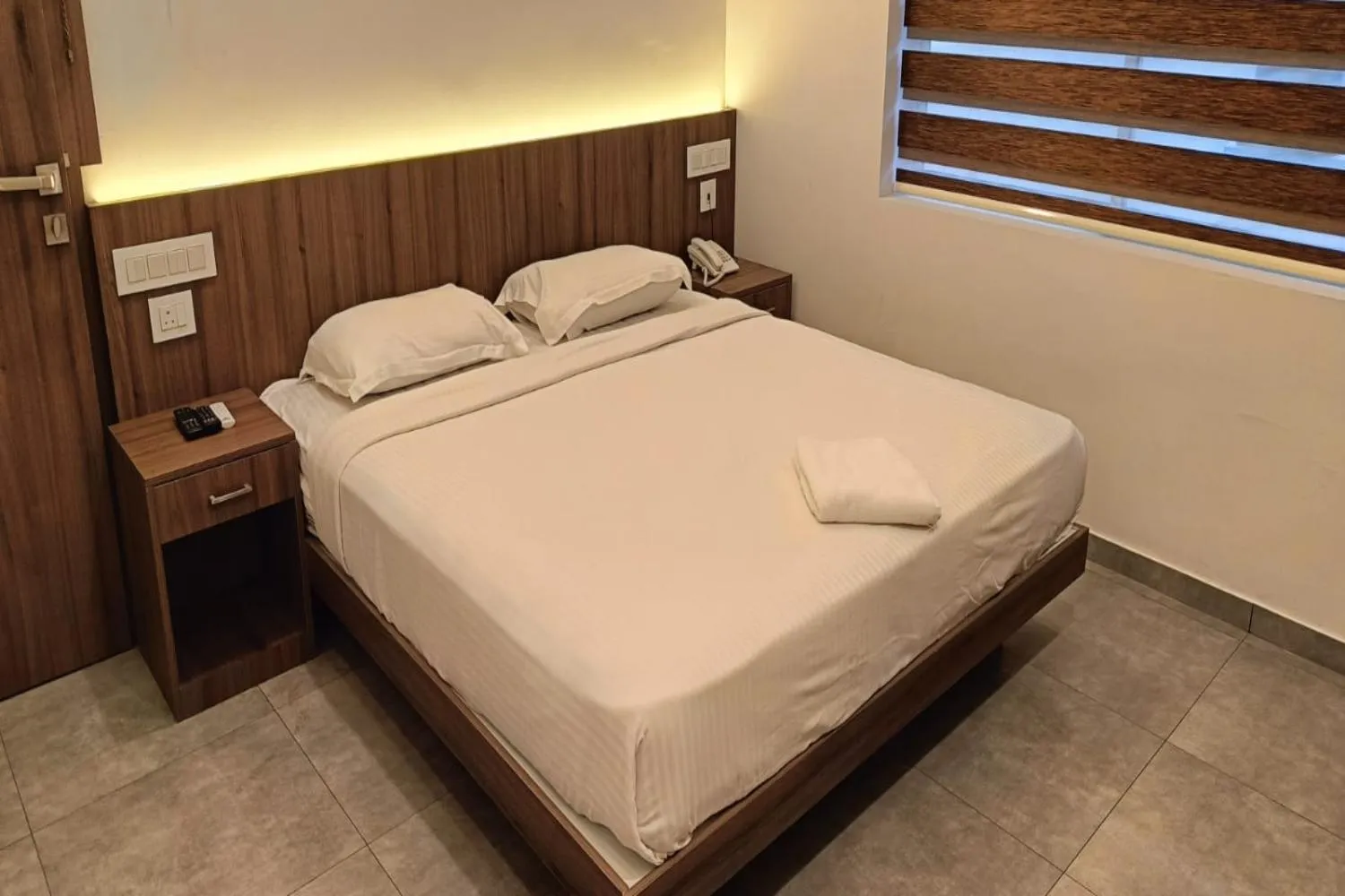 Bed in Green Tea Hotels