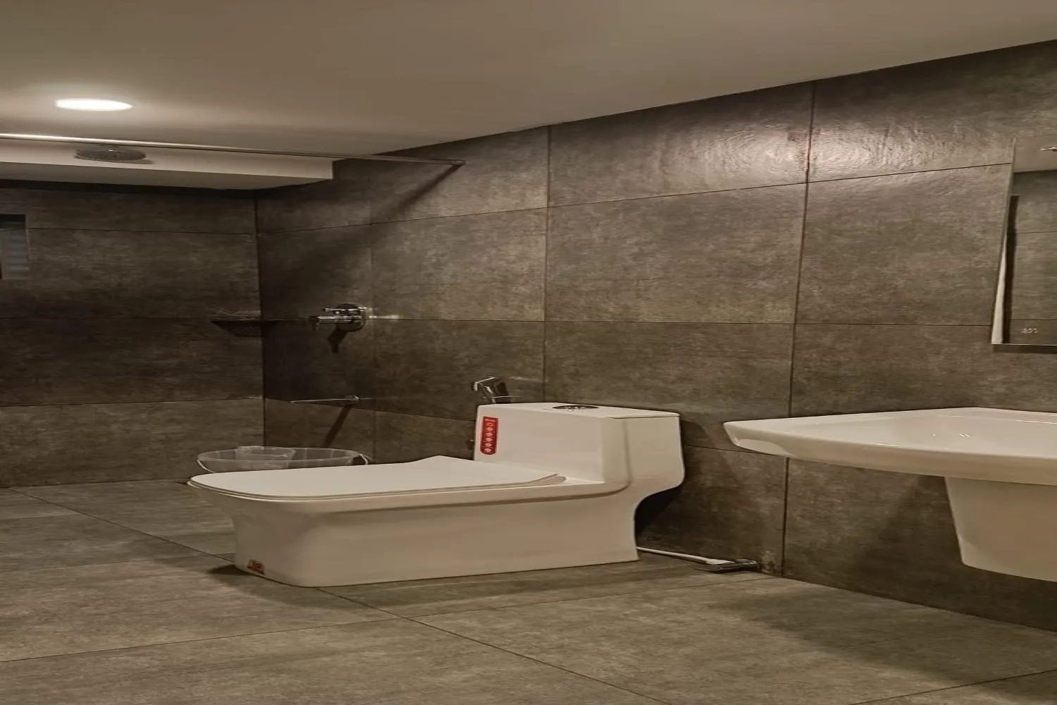 Bathroom in Green Tea Hotels