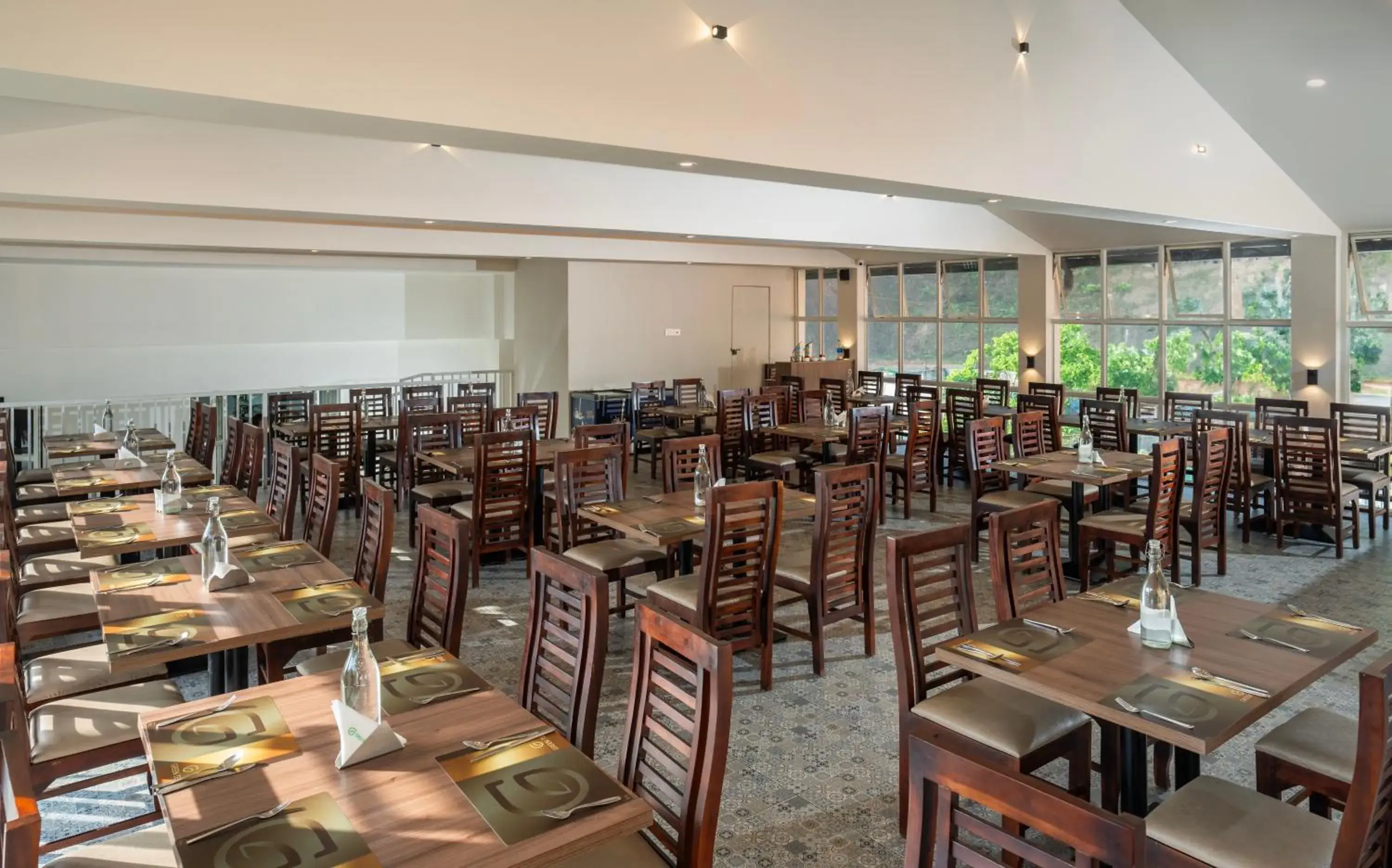 Restaurant/places to eat in Green Tea Hotels Restaurant/places to eat in Green Tea Hotels