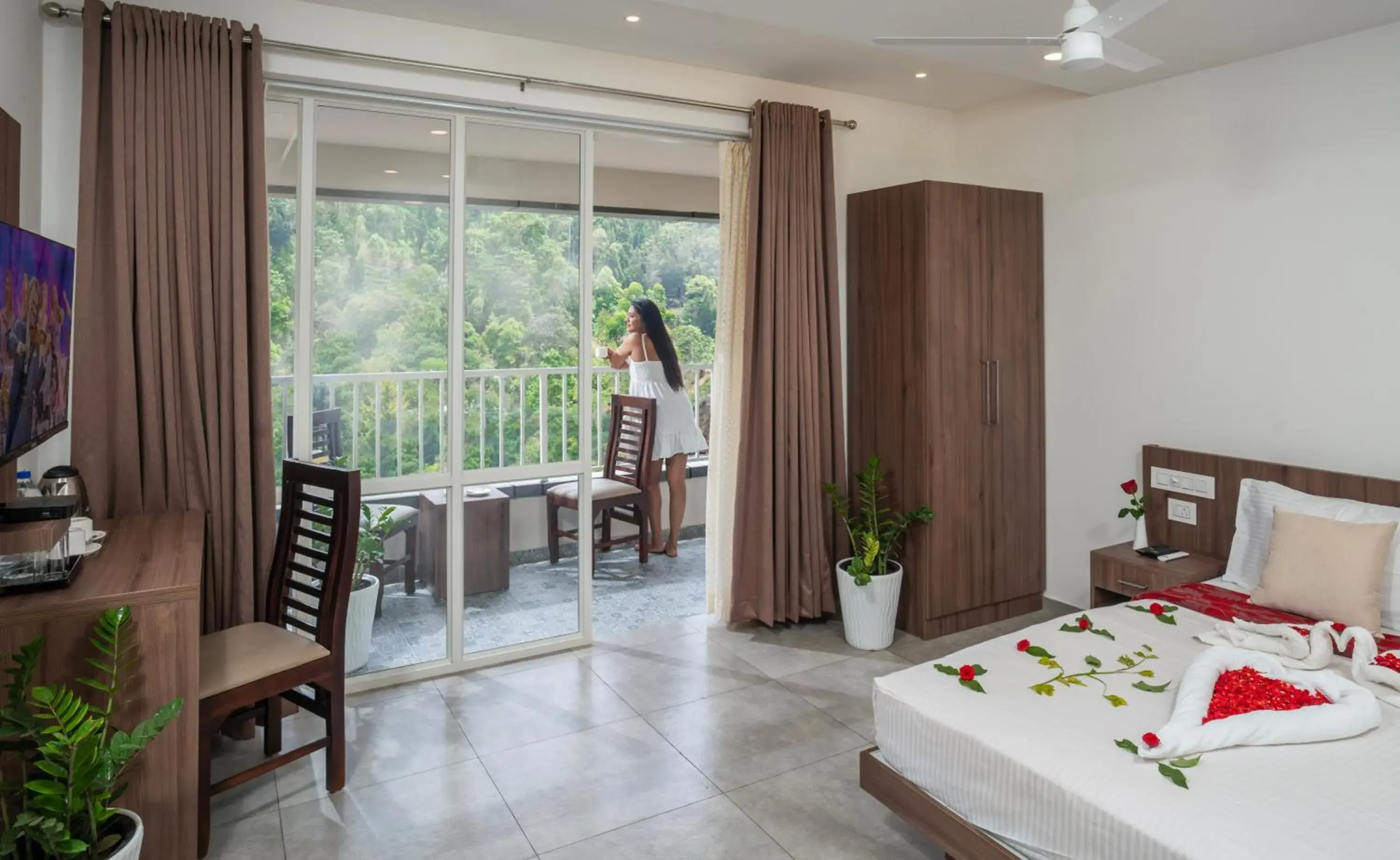 Balcony/Terrace, Bed in Green Tea Hotels Balcony/Terrace, Bed in Green Tea Hotels