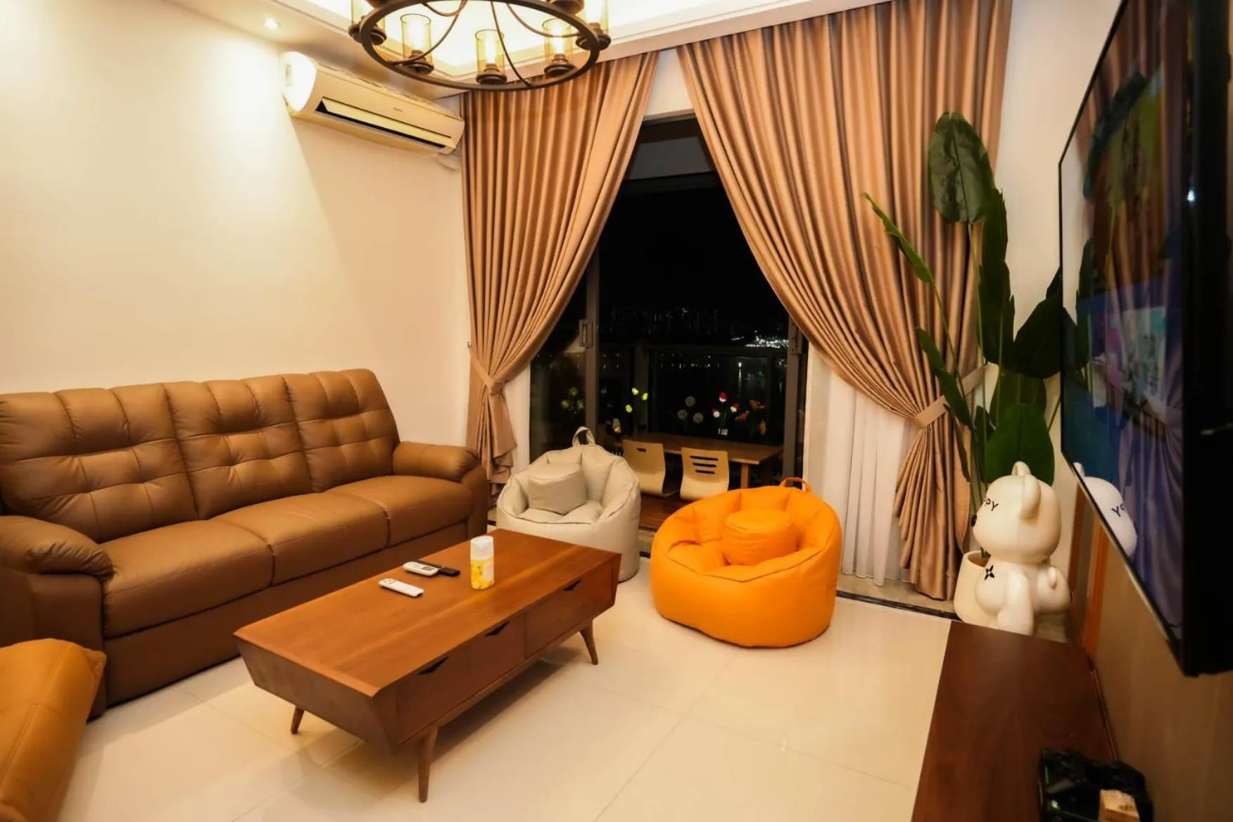Living room in R&F Princess Cove, U-Home