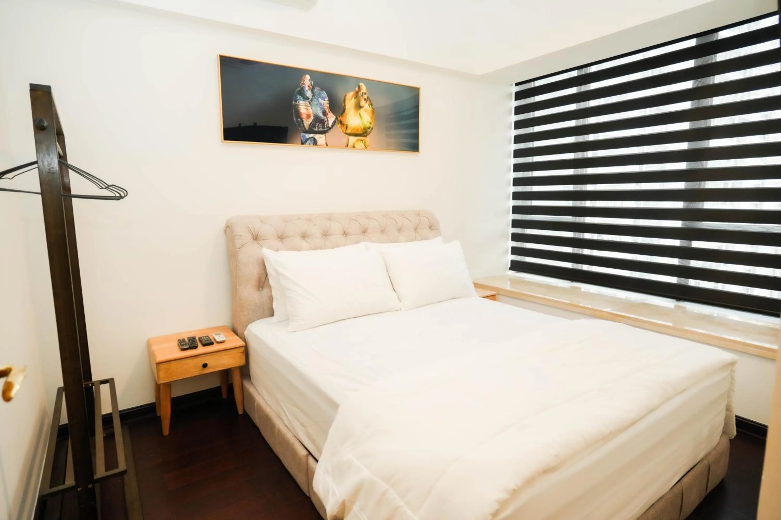 Bed in R&F Princess Cove, U-Home