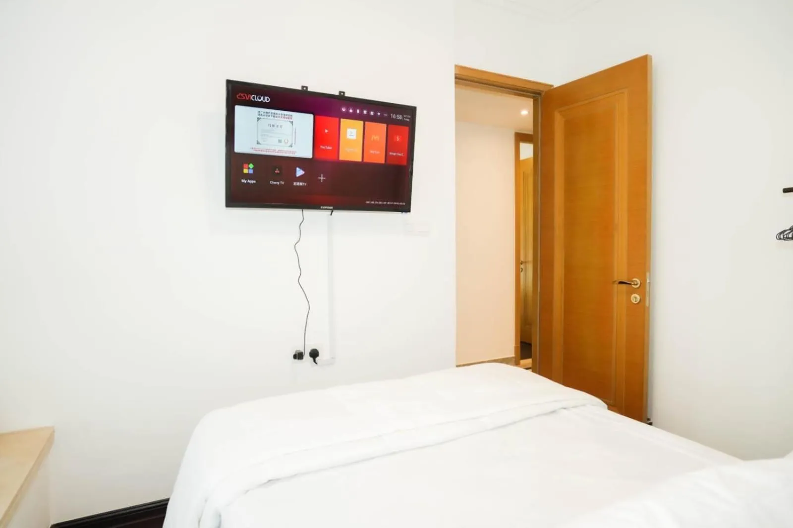 Bed in R&F Princess Cove, U-Home