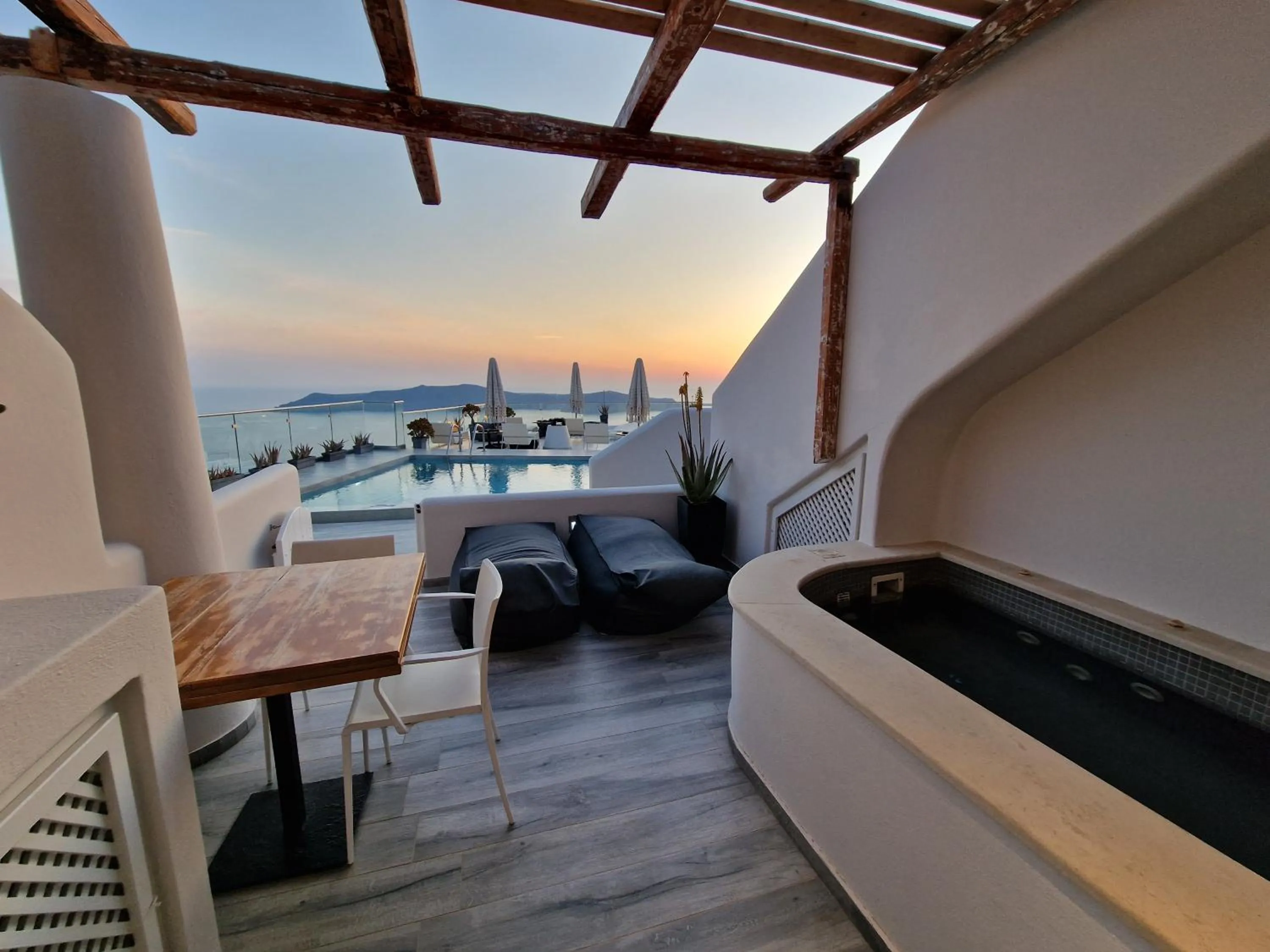 Galaxy Suites & Villas