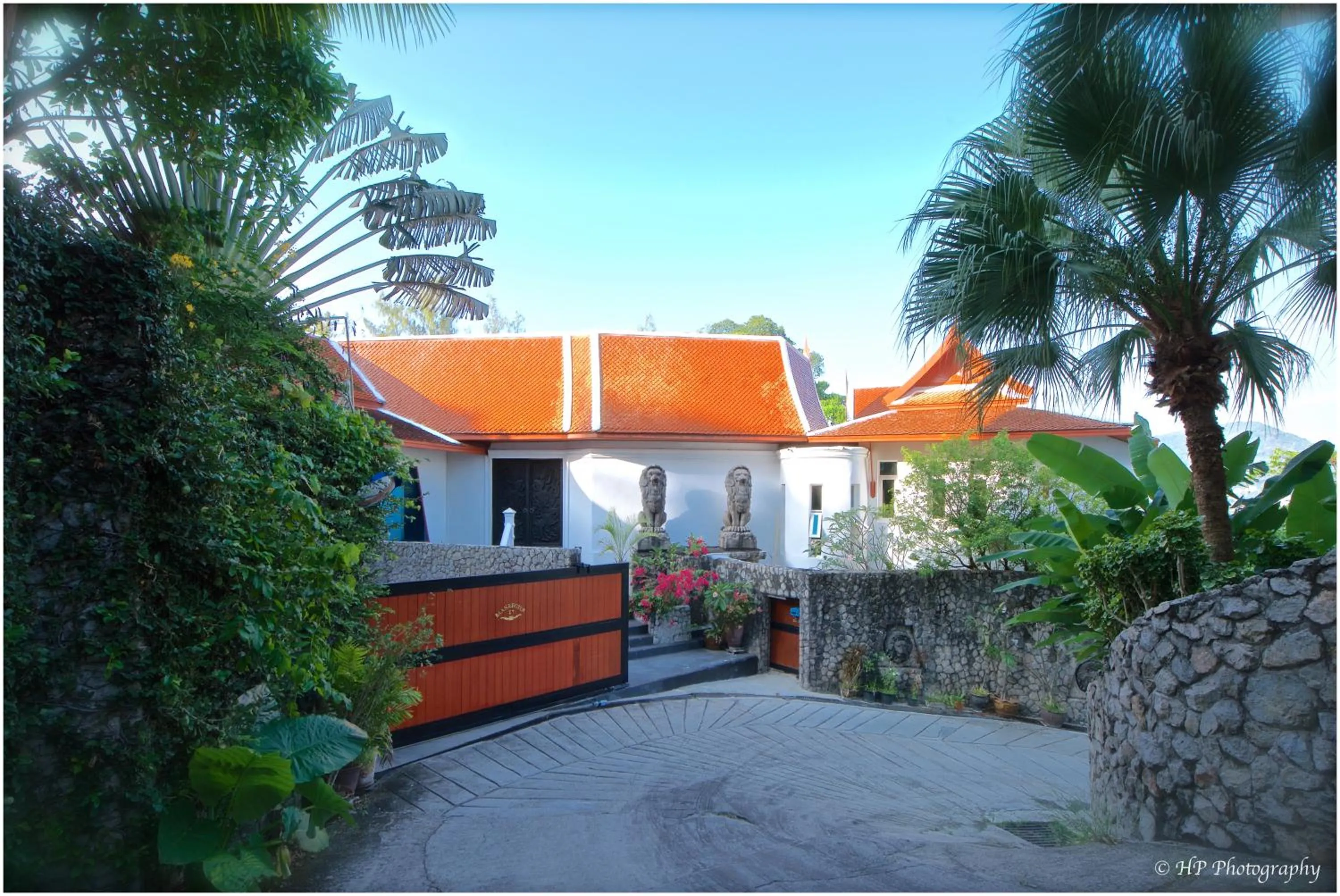 Property building in Villa REGTUK