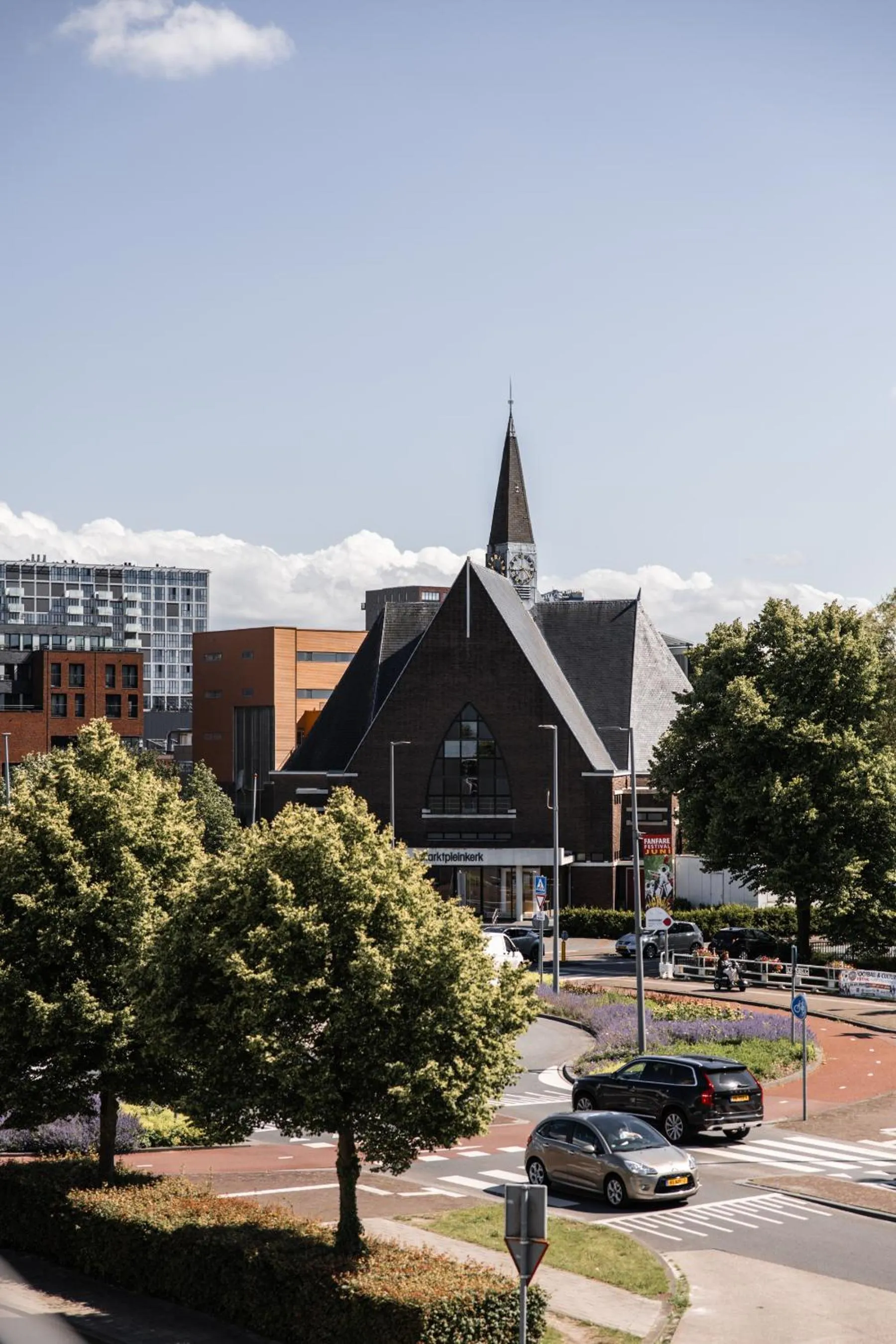 Street view in Hotel Twenty-Three Amsterdam Airport
