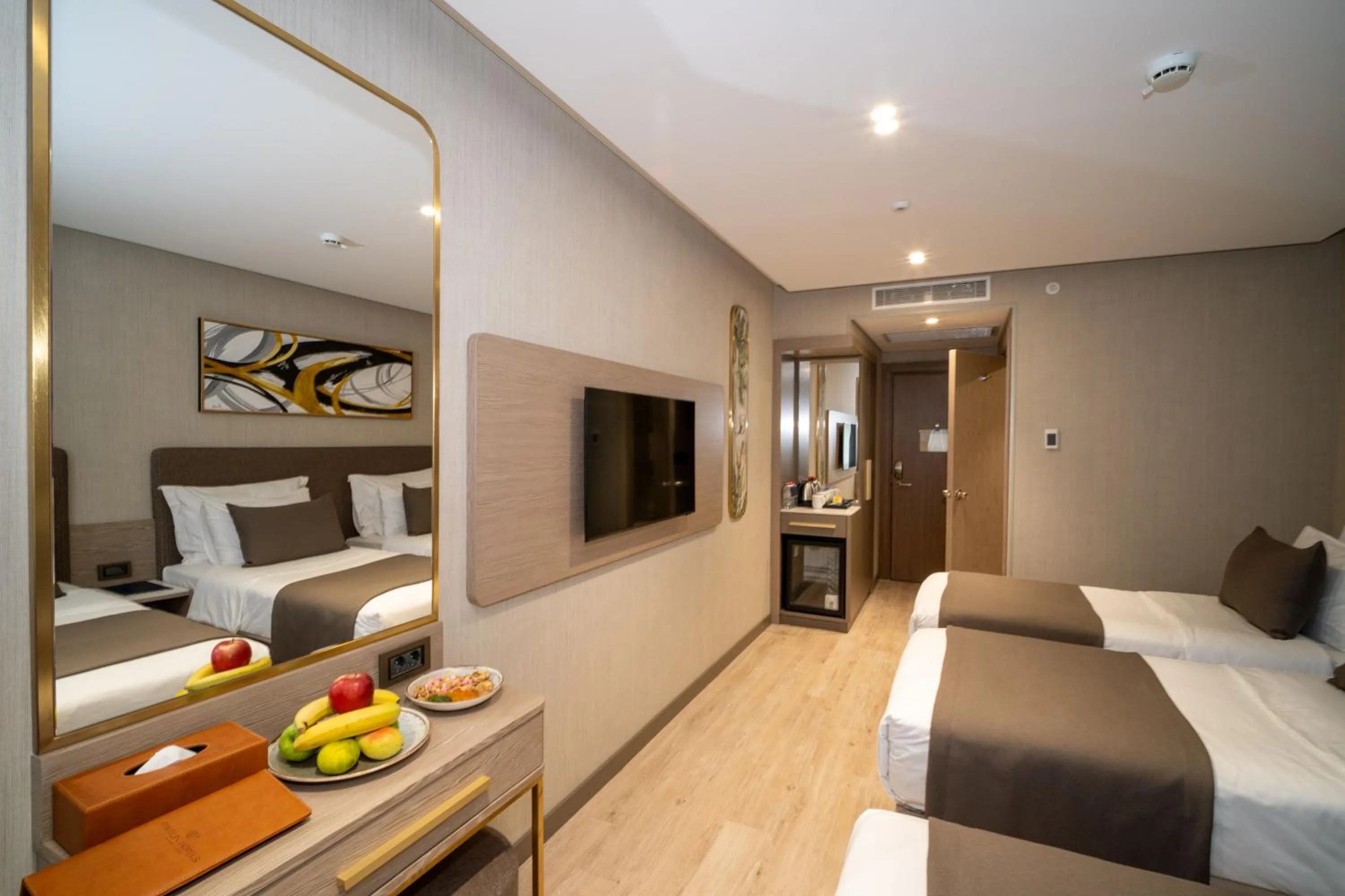 Bed in Rayelin Hotel Old Town