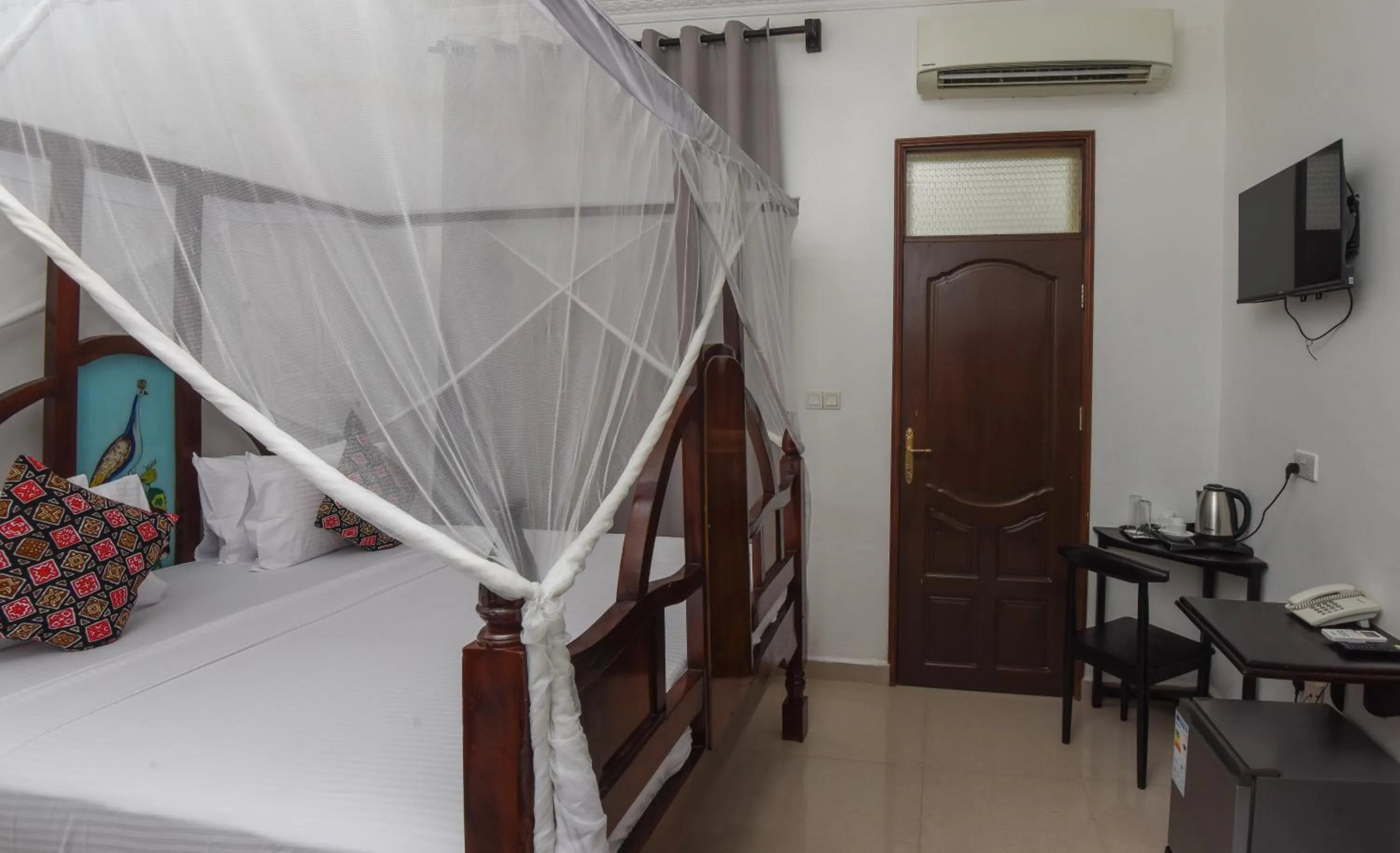 Bed in Zanzibar View Hotel
