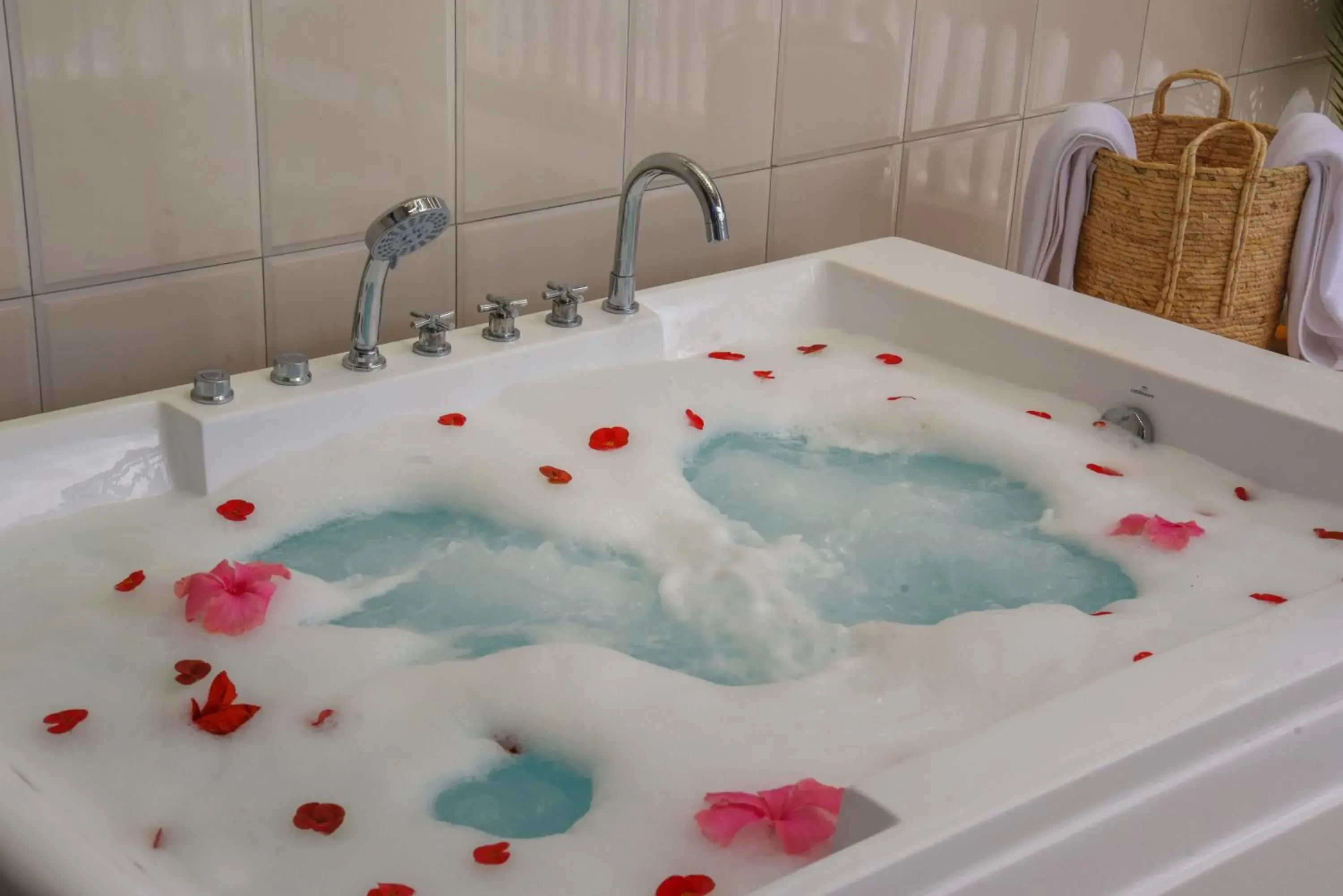 Bath in Zanzibar View Hotel Bath in Zanzibar View Hotel