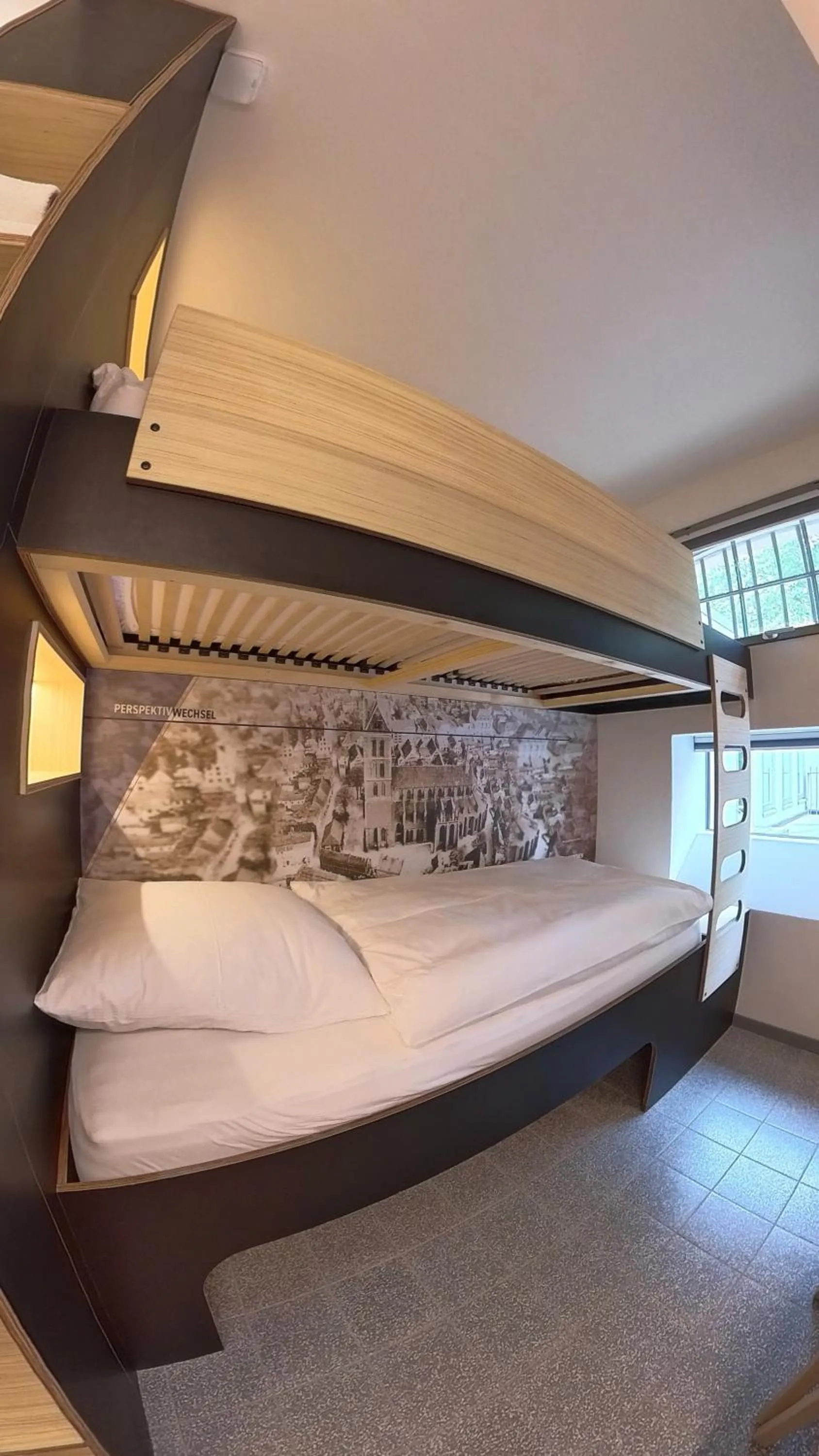 bunk bed, Bed in Das Kittchen