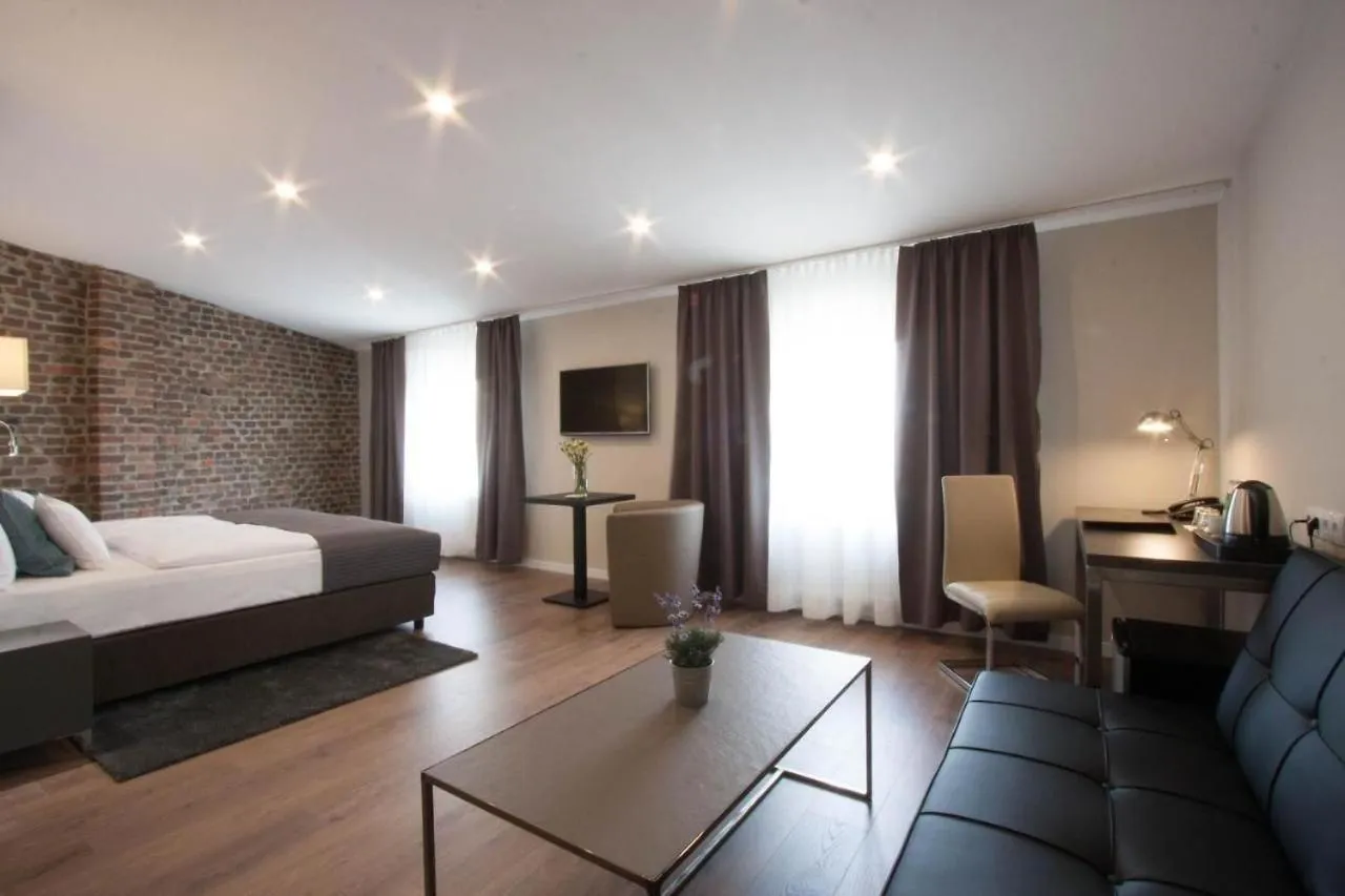 Communal lounge/ TV room, Bed in Albergo KOLODZIEJ