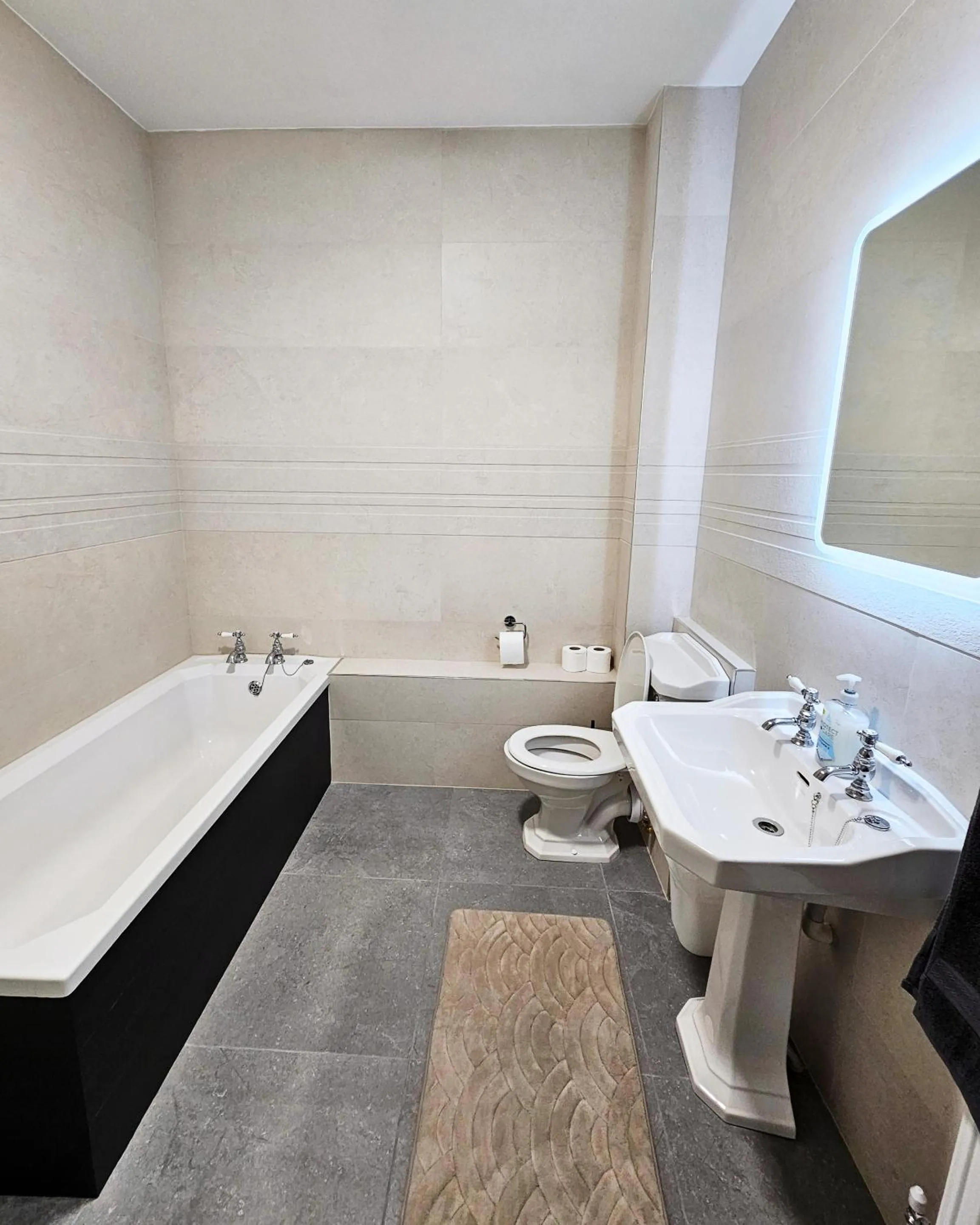 Bathroom in Dromod suites