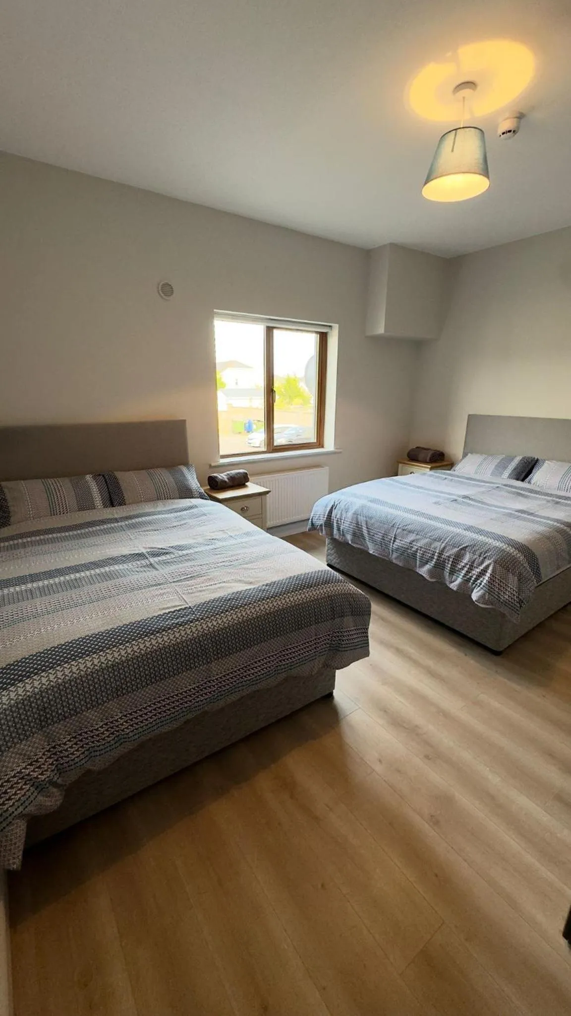 Bedroom, Bed in Dromod suites