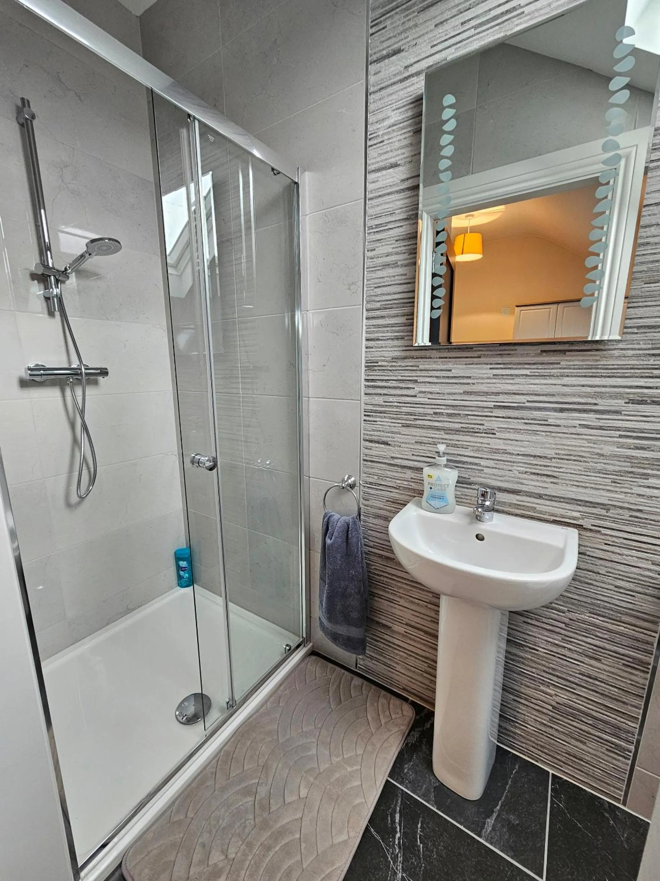 Bathroom in Dromod suites