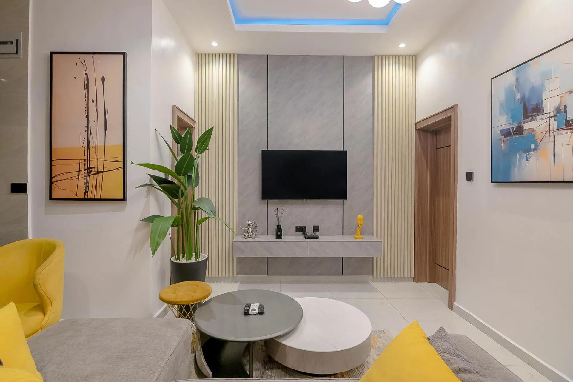 One90 Apartment