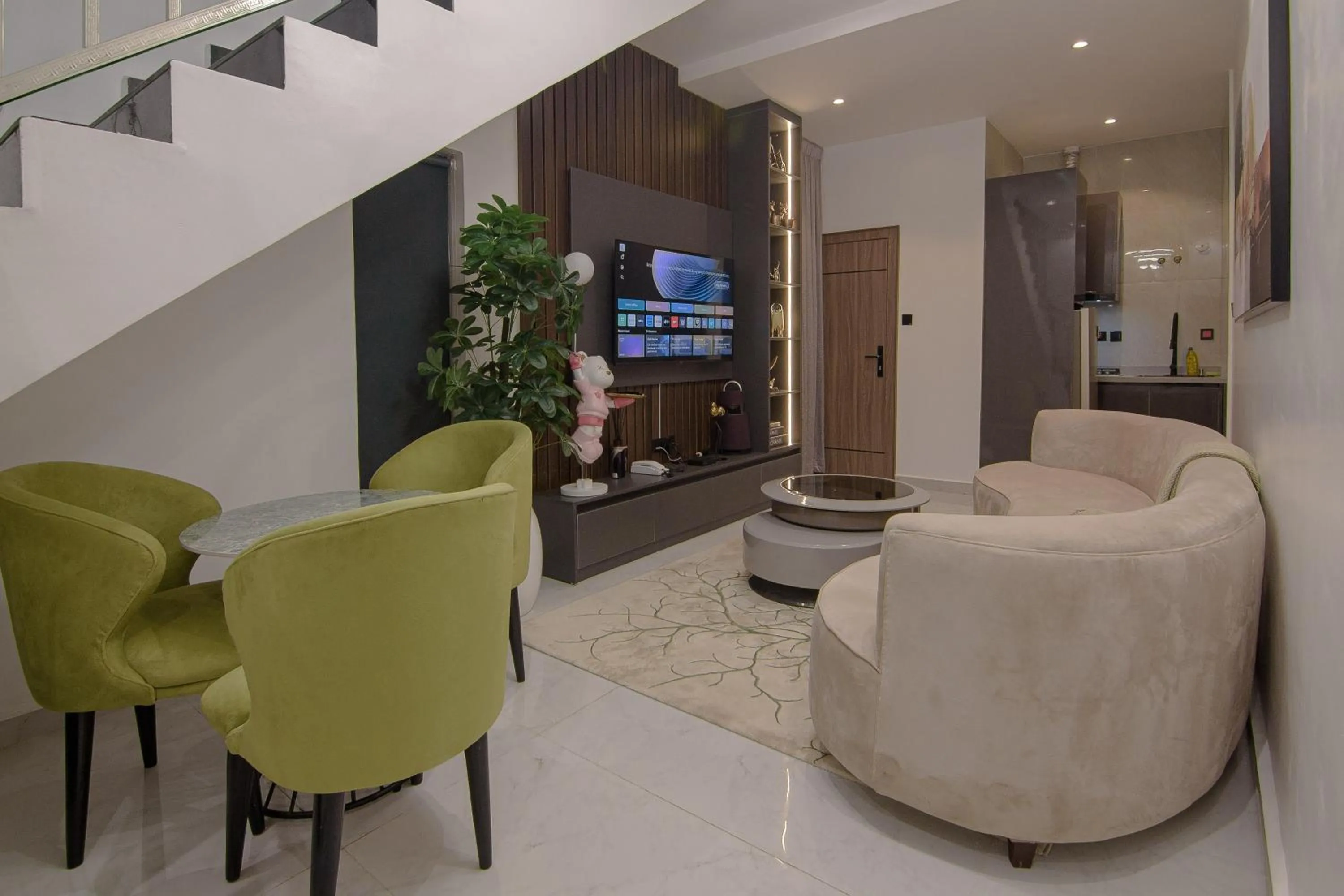 Two-Bedroom Apartment in One90 Apartment