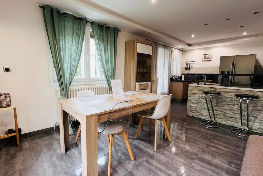 Appartement Proche centre ville avec Parking Gratuit
