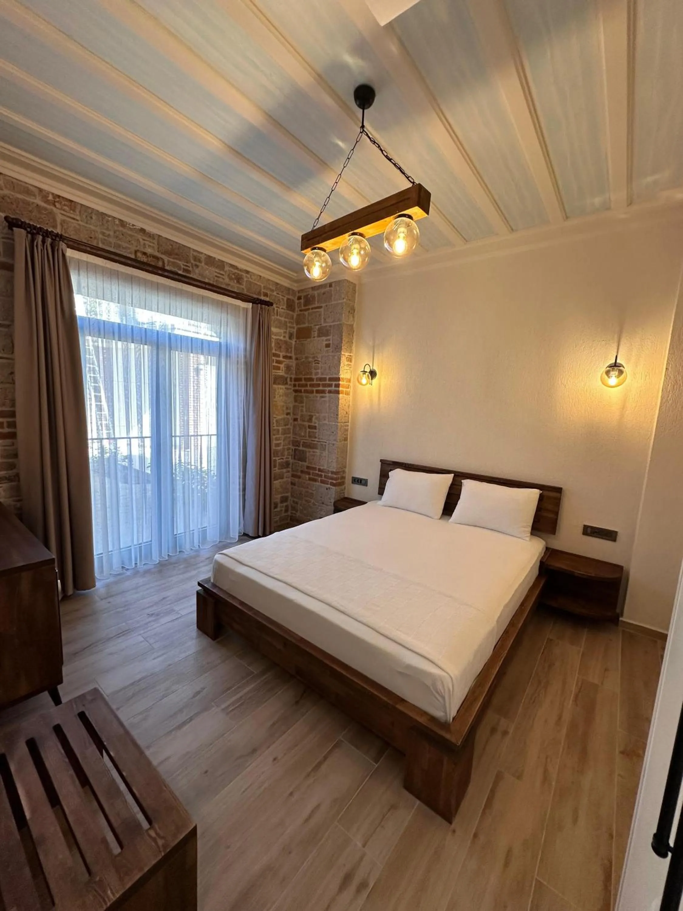 Bed in Cunda Nisa Otel