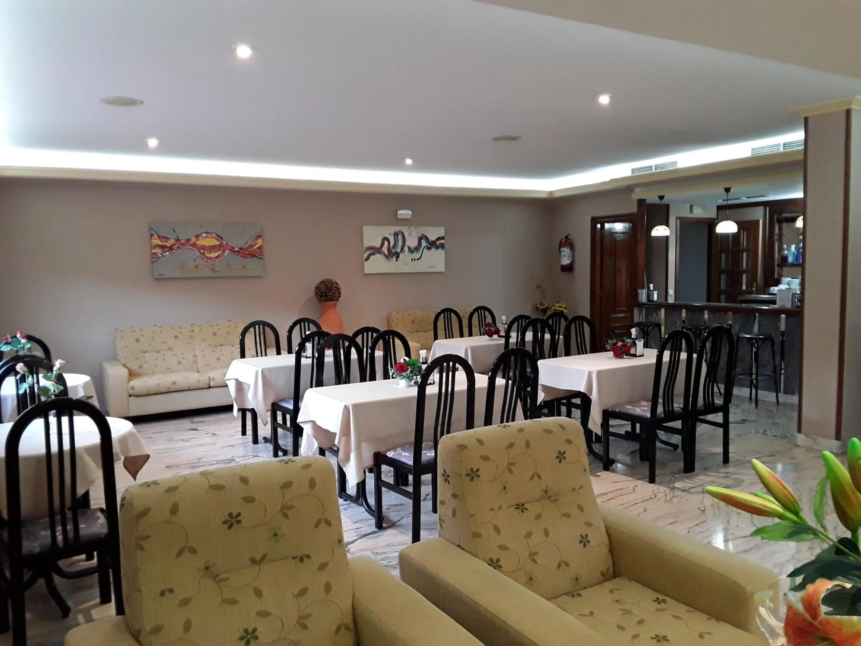 Communal lounge/ TV room in Hotel Castro