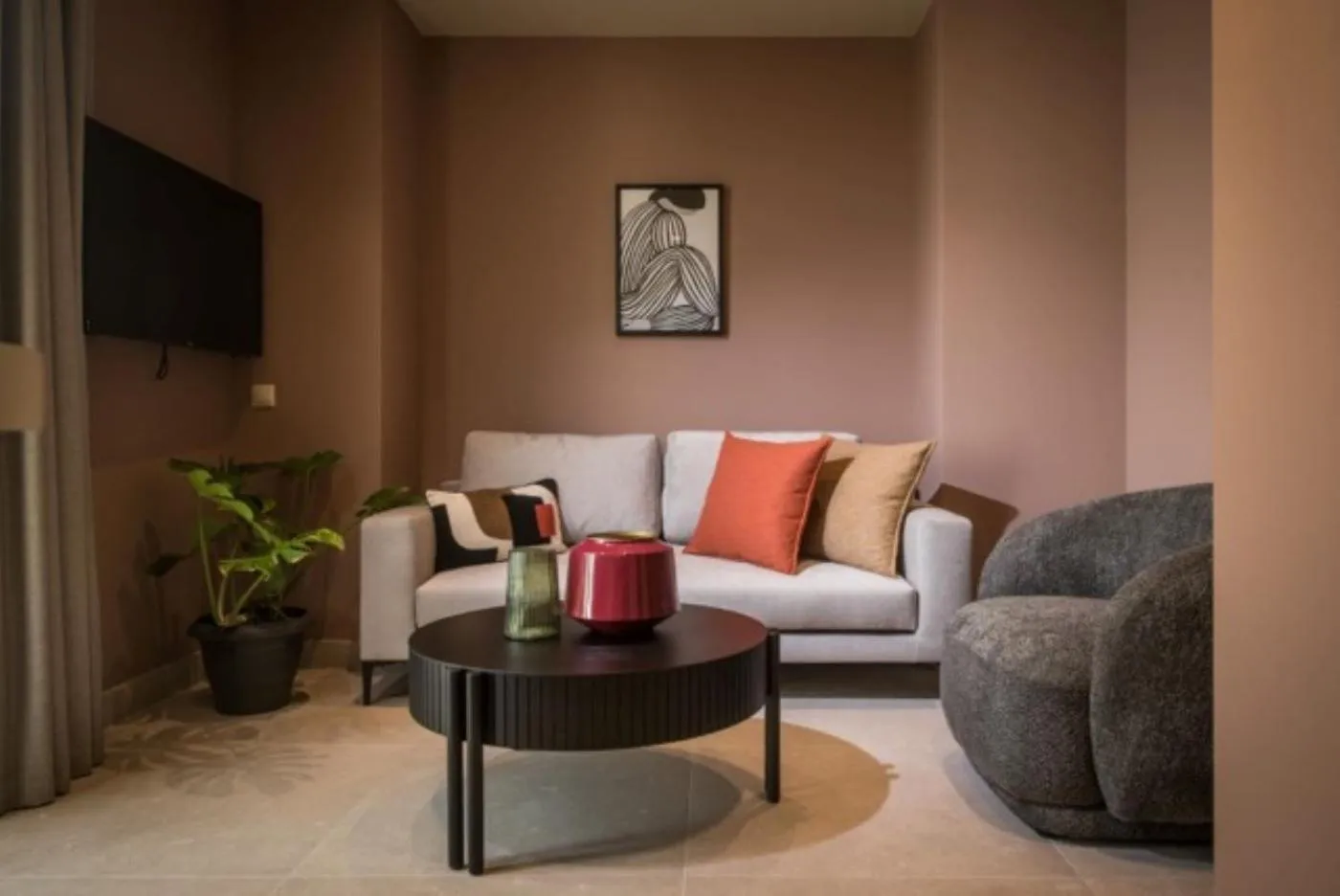 TV and multimedia in Centro Vero Suites by Omilos Hotels