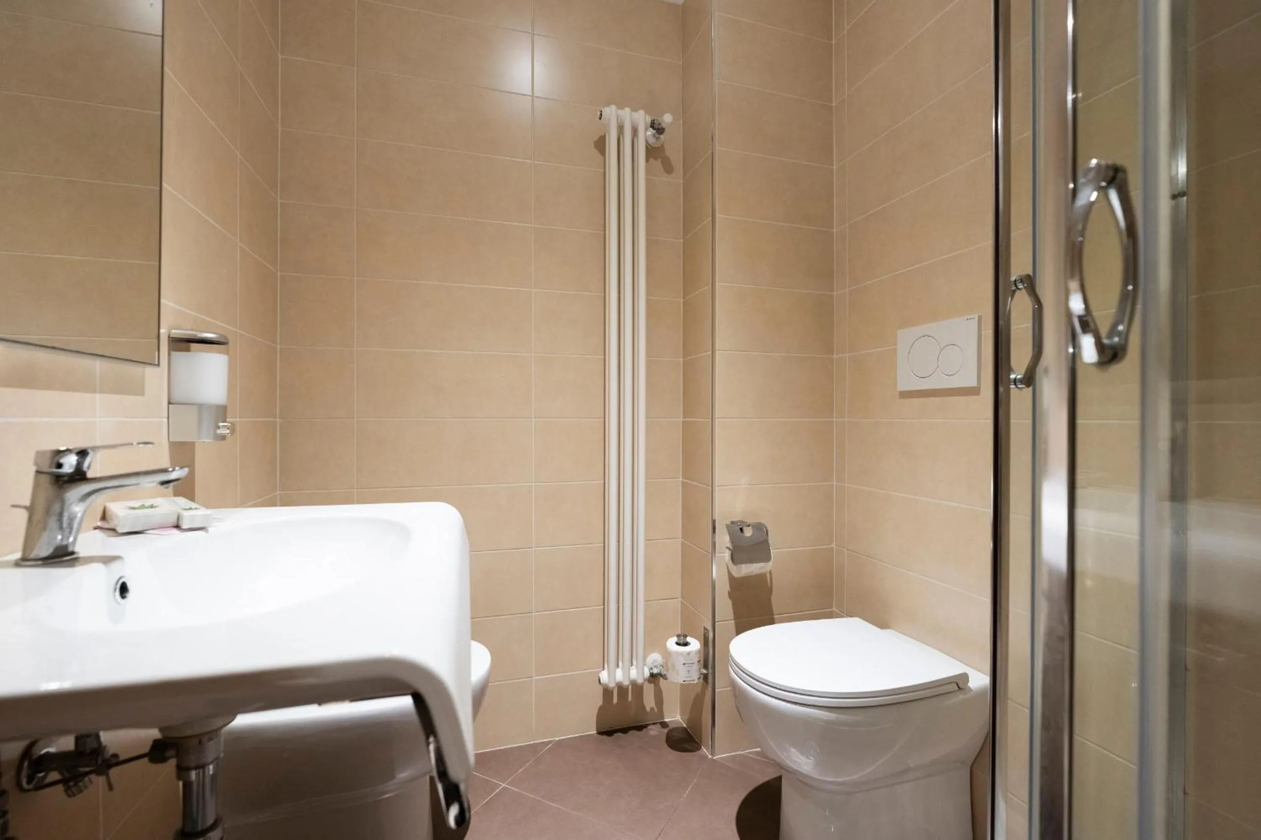 Shower in Casa per Ferie Santa Maria alle Fornaci