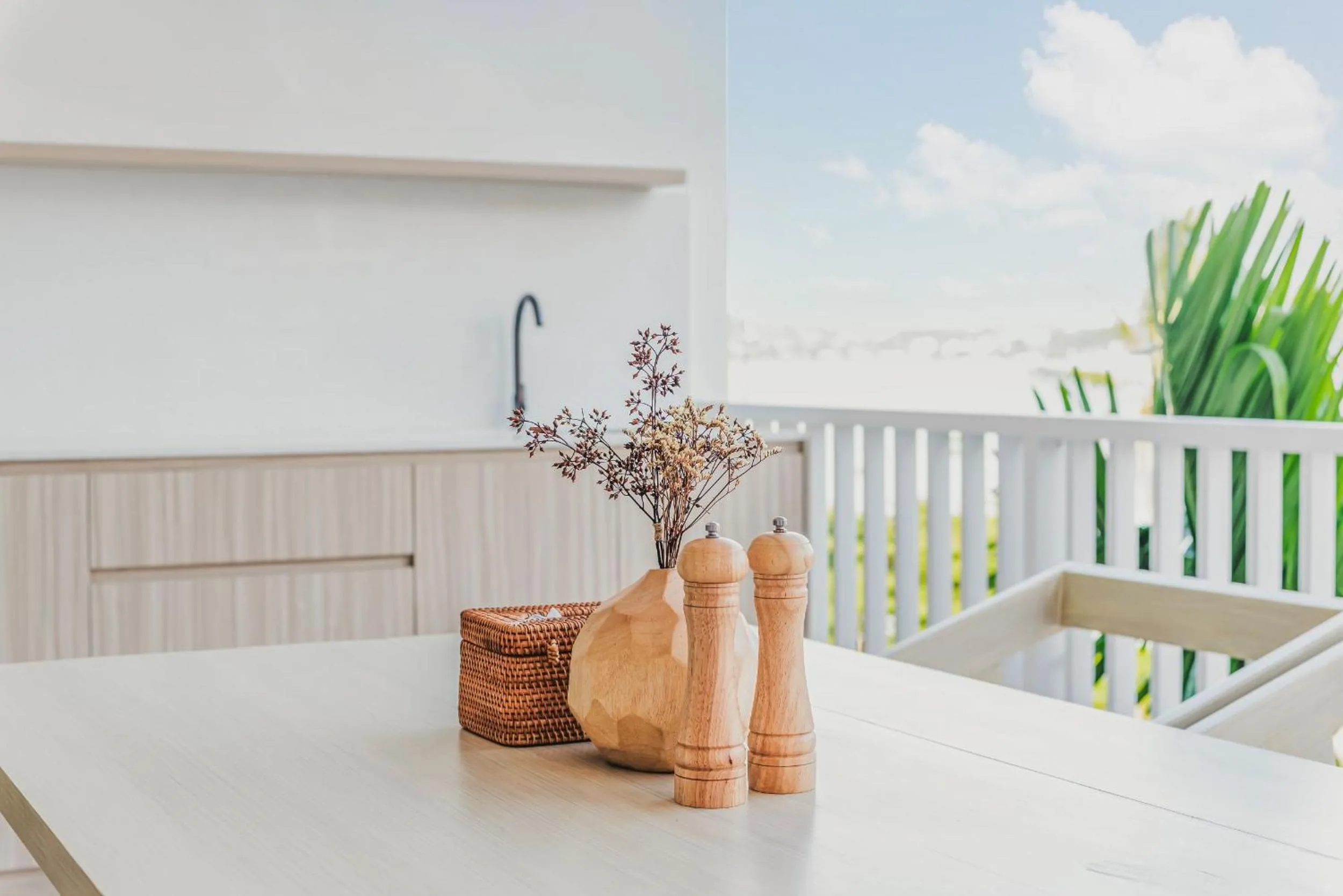 Dining area in Replay Pool Villa