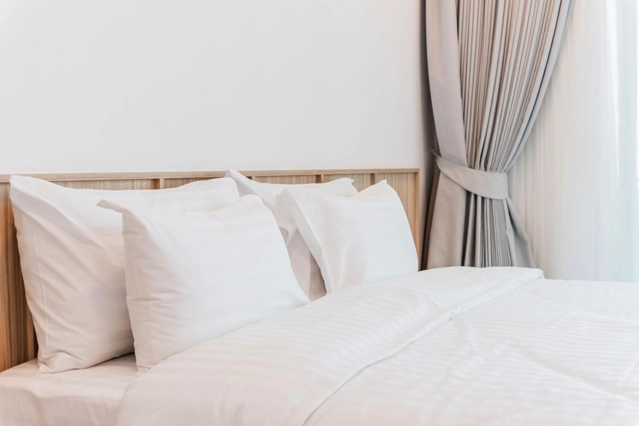 Bed in Replay Pool Villa