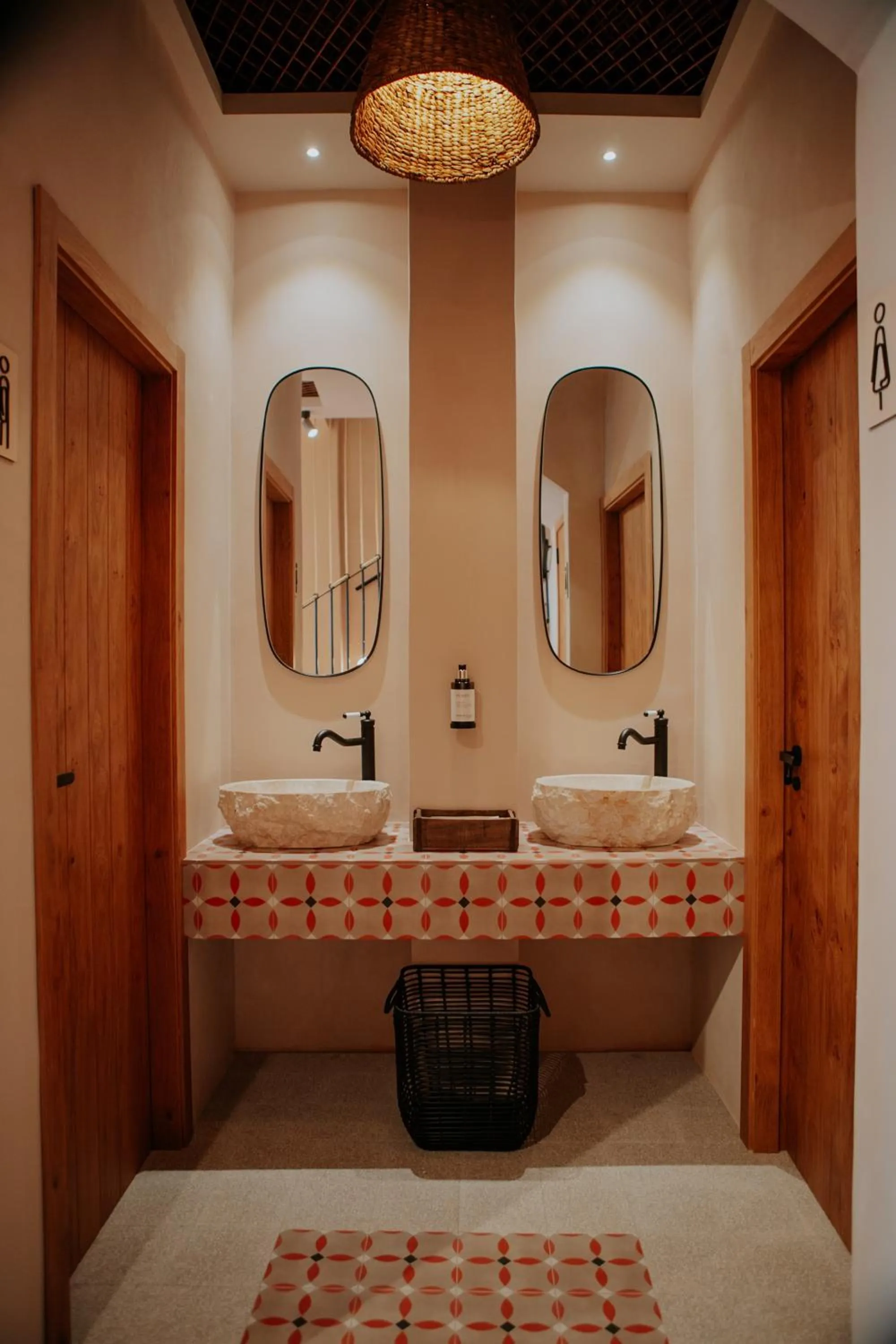 Toilet in Hotel Meridional