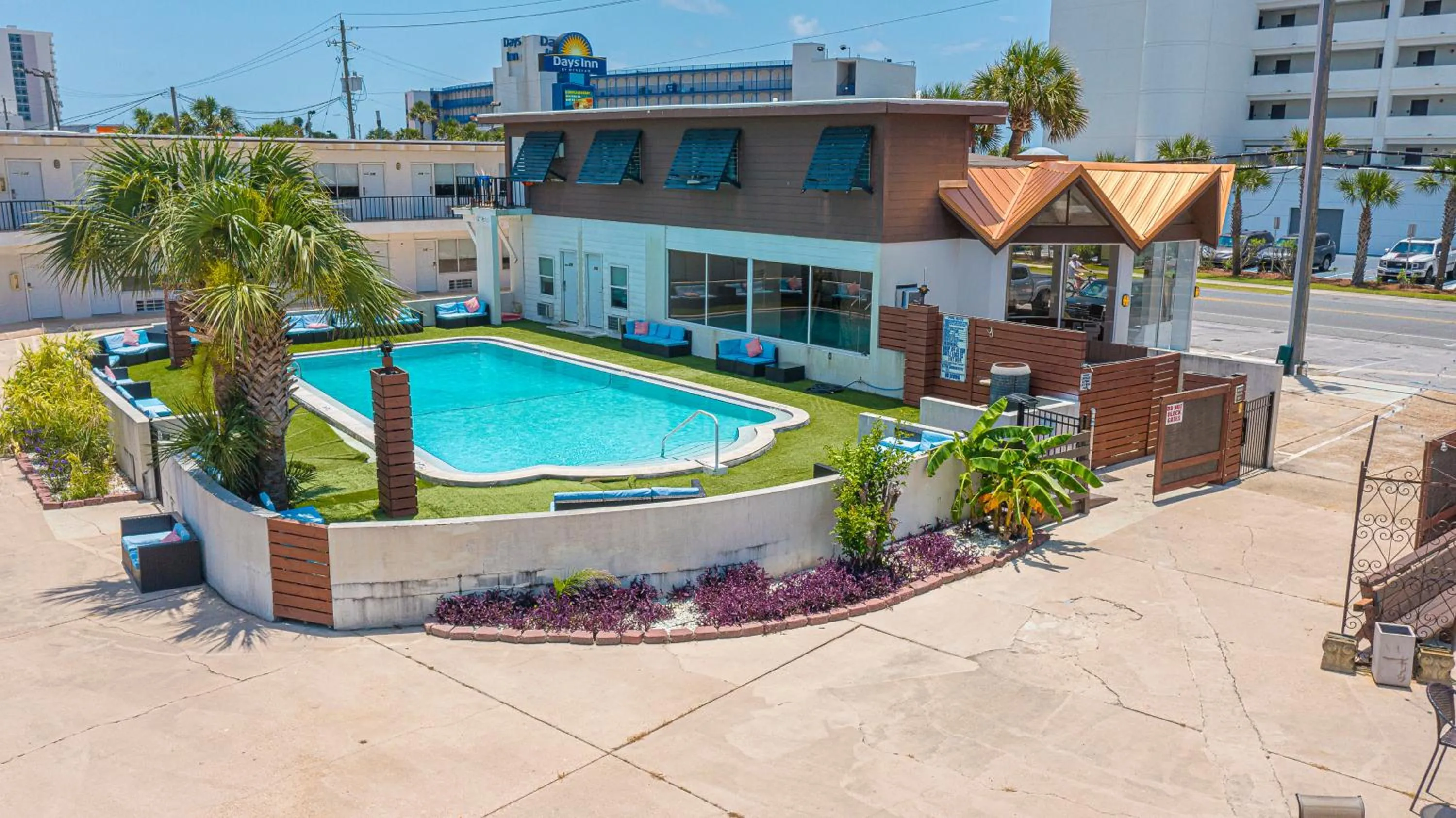 Property building in Banana Peel Lodge