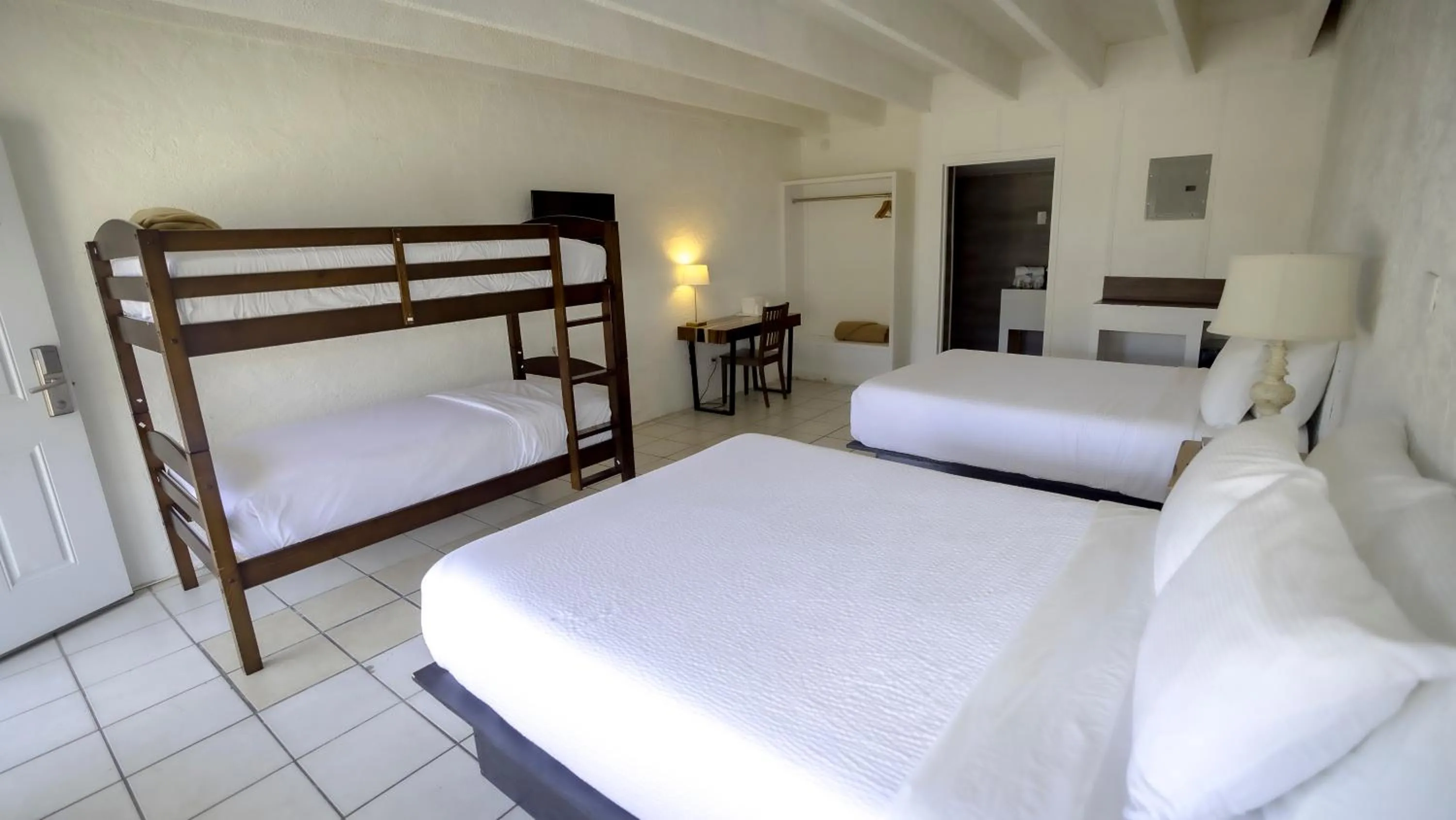 Bed in Banana Peel Lodge