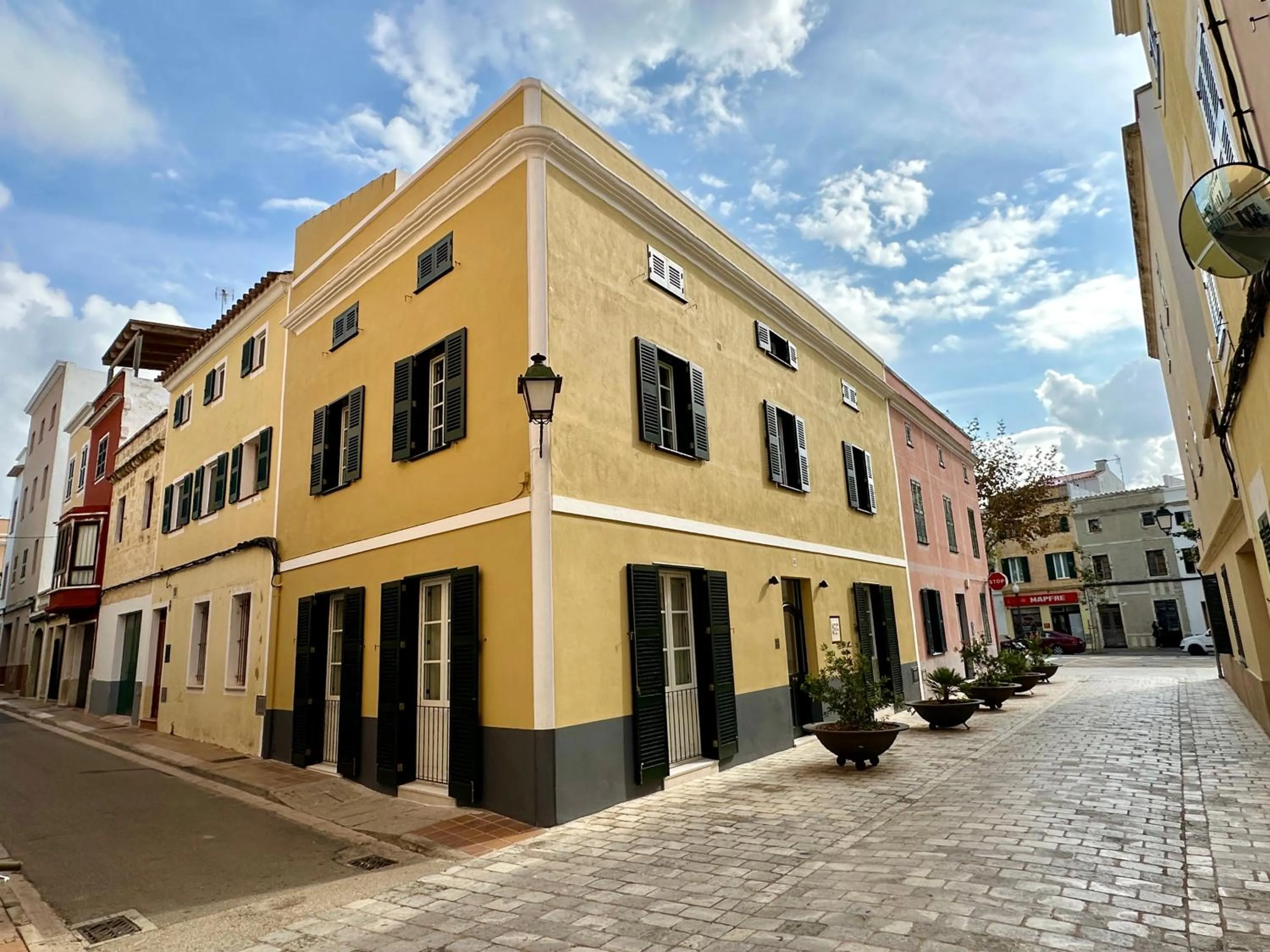 Facade/entrance in SetBlaus Boutique Hotel
