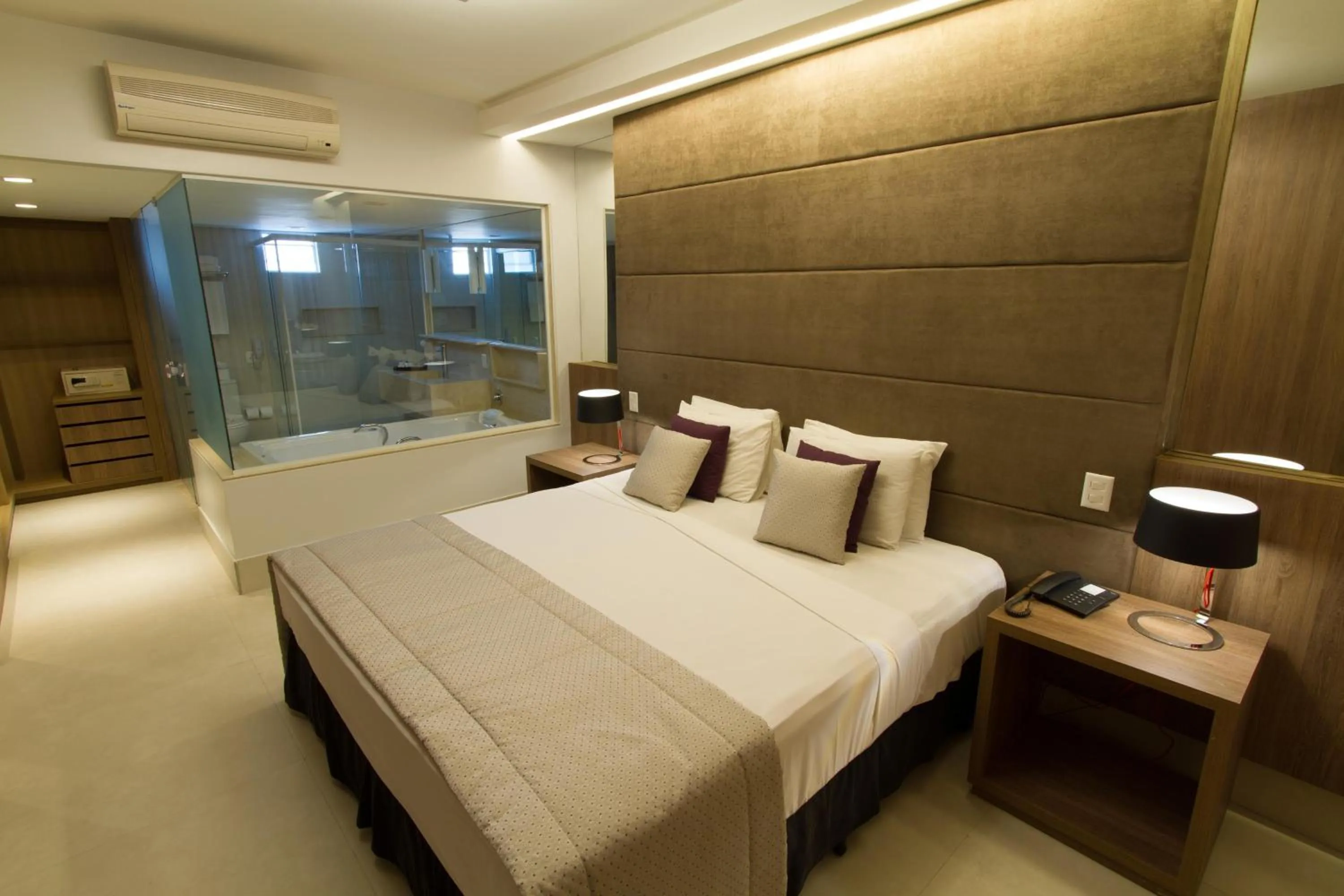 Photo of the whole room, Bed in Hotel Beira Mar