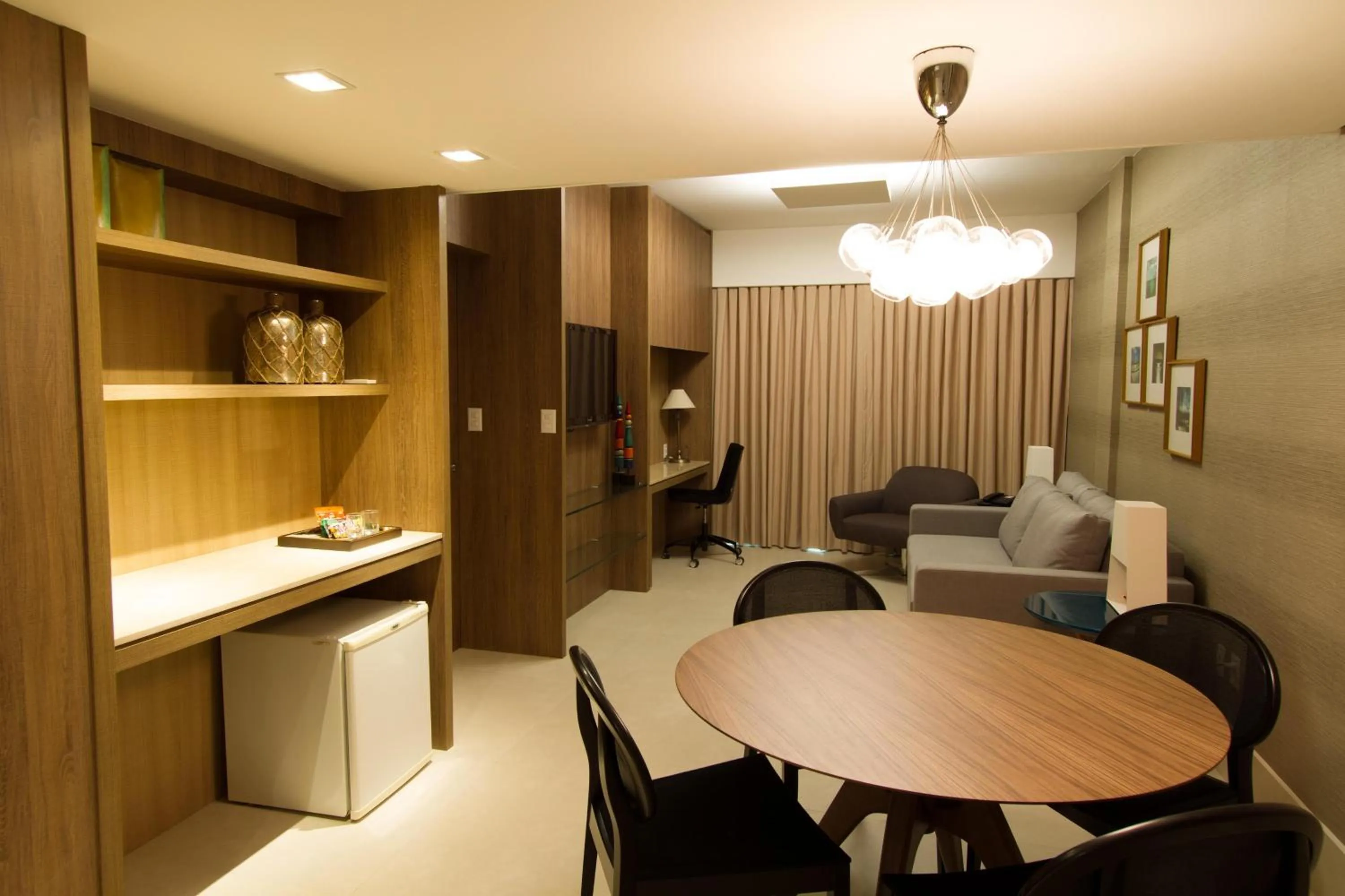 Photo of the whole room in Hotel Beira Mar