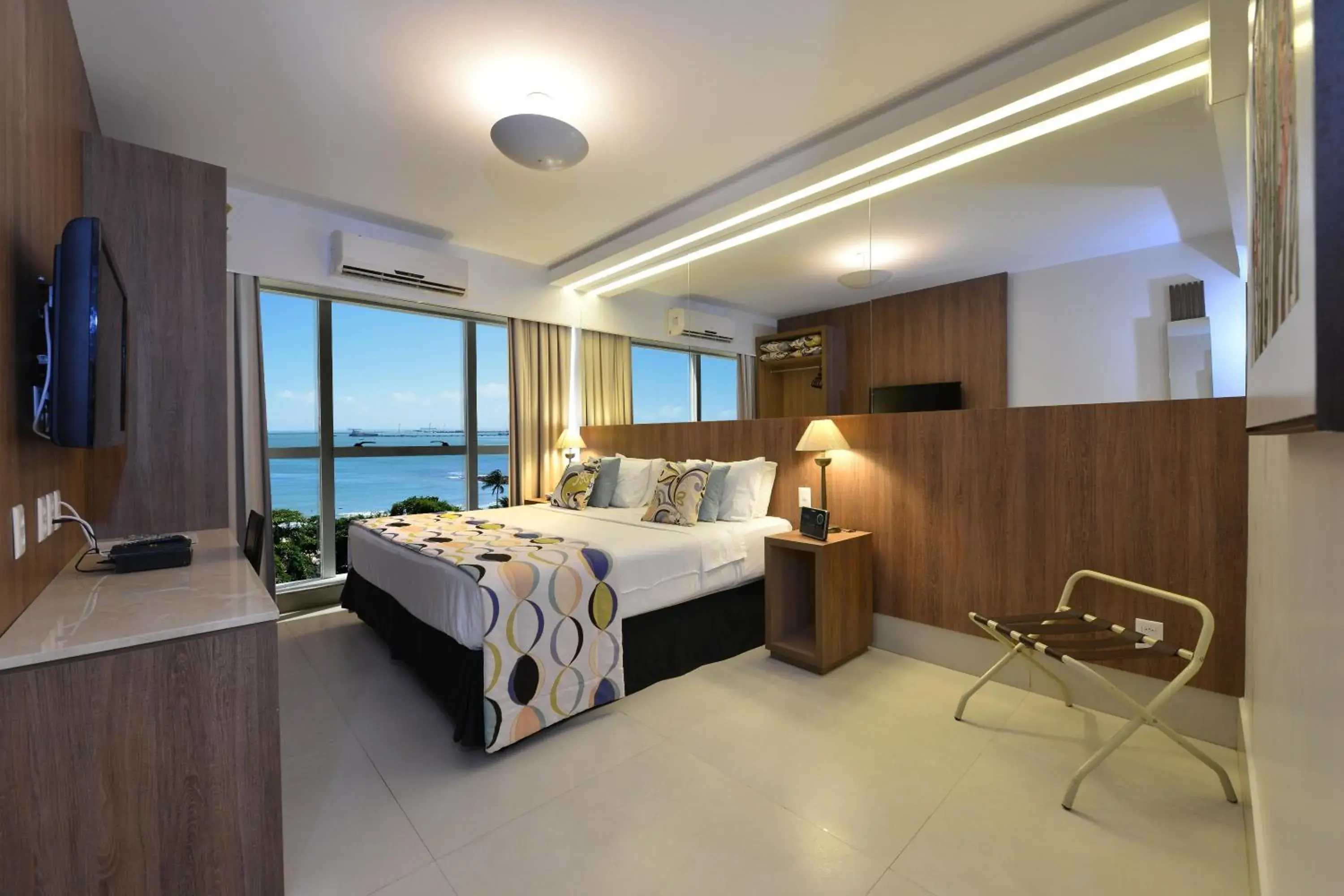Deluxe Double Room with Sea View in Hotel Beira Mar Deluxe Double Room with Sea View in Hotel Beira Mar