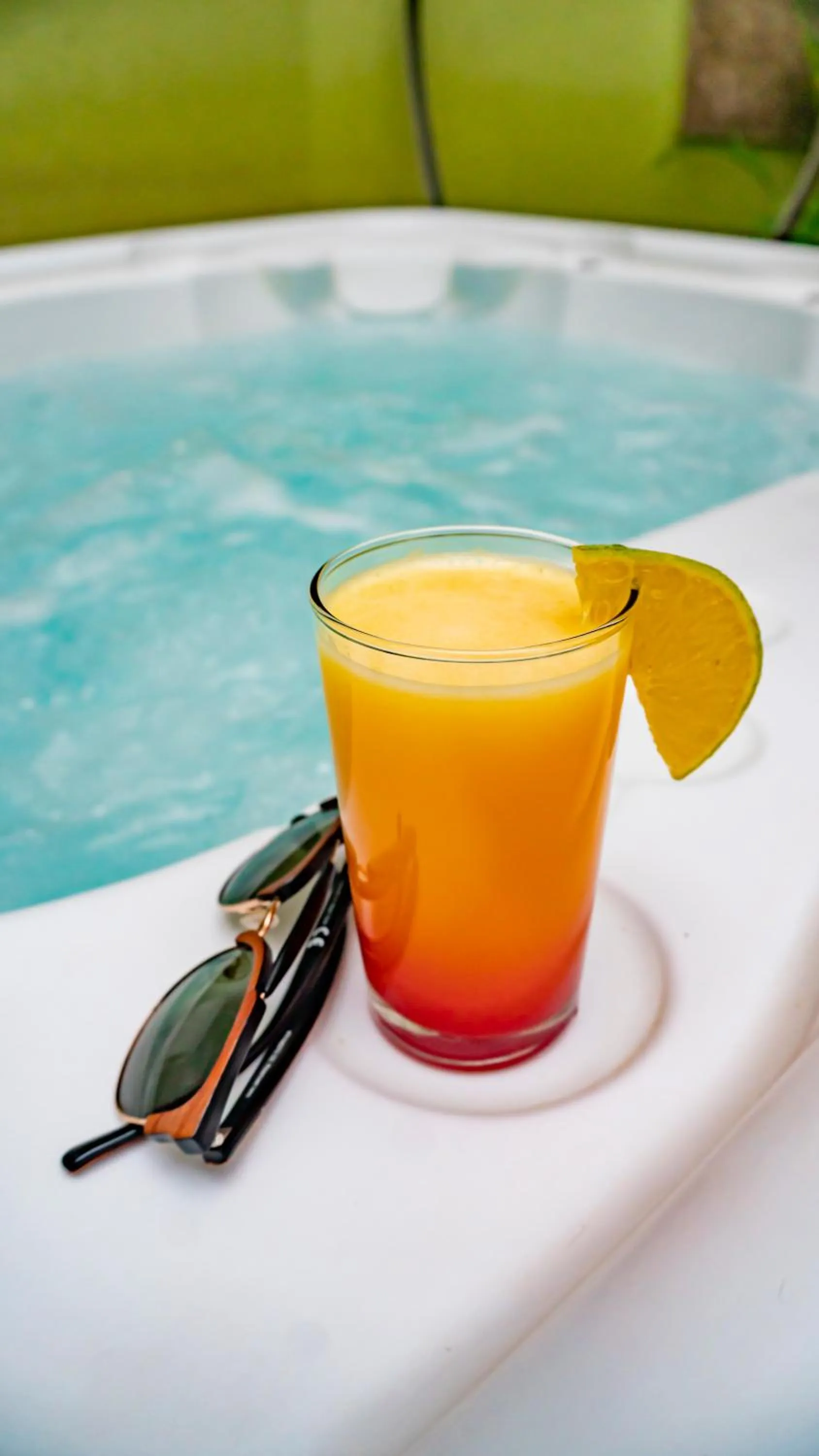 Swimming pool in Hotel Beira Mar