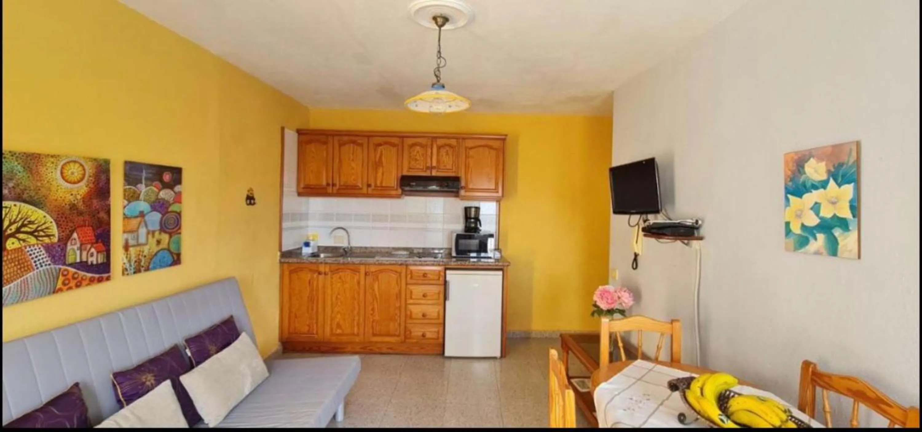 Property building in La Granja