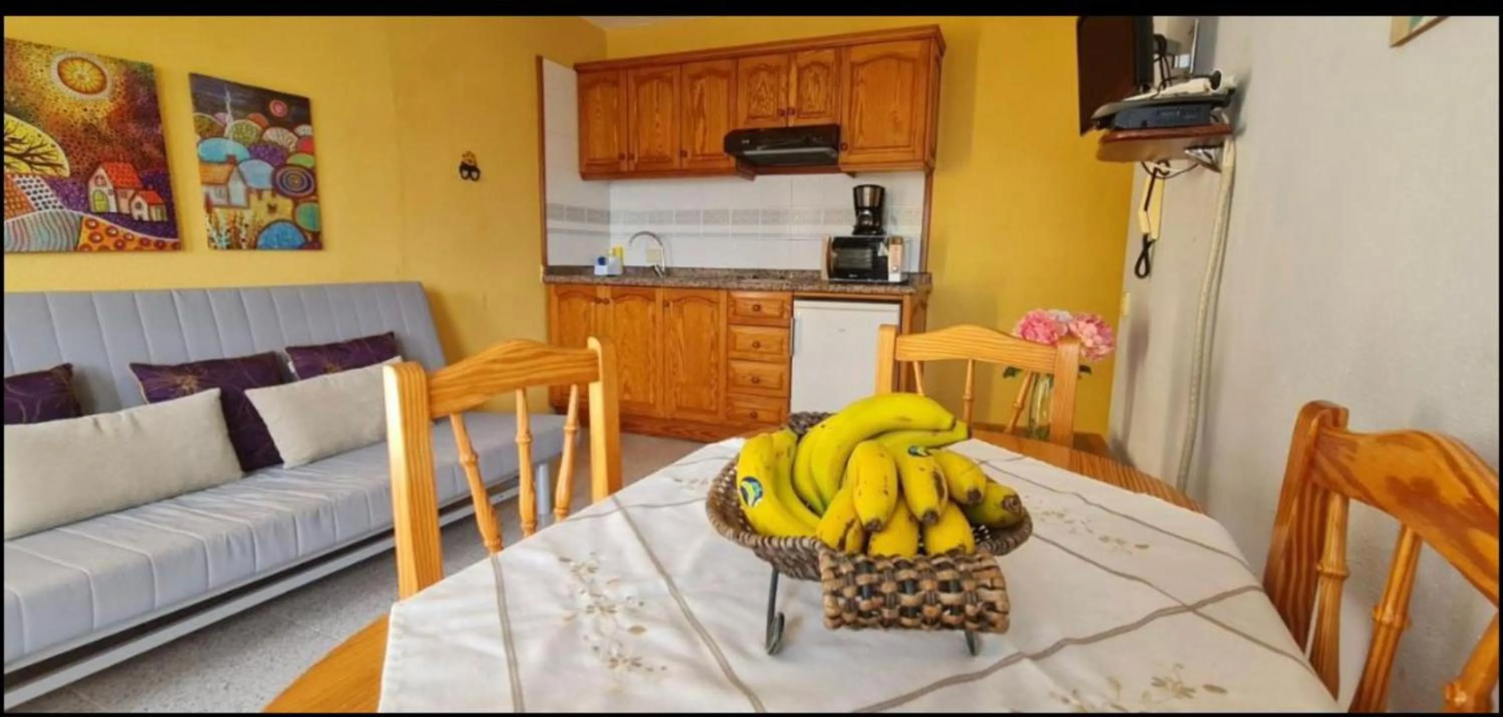 Property building in La Granja
