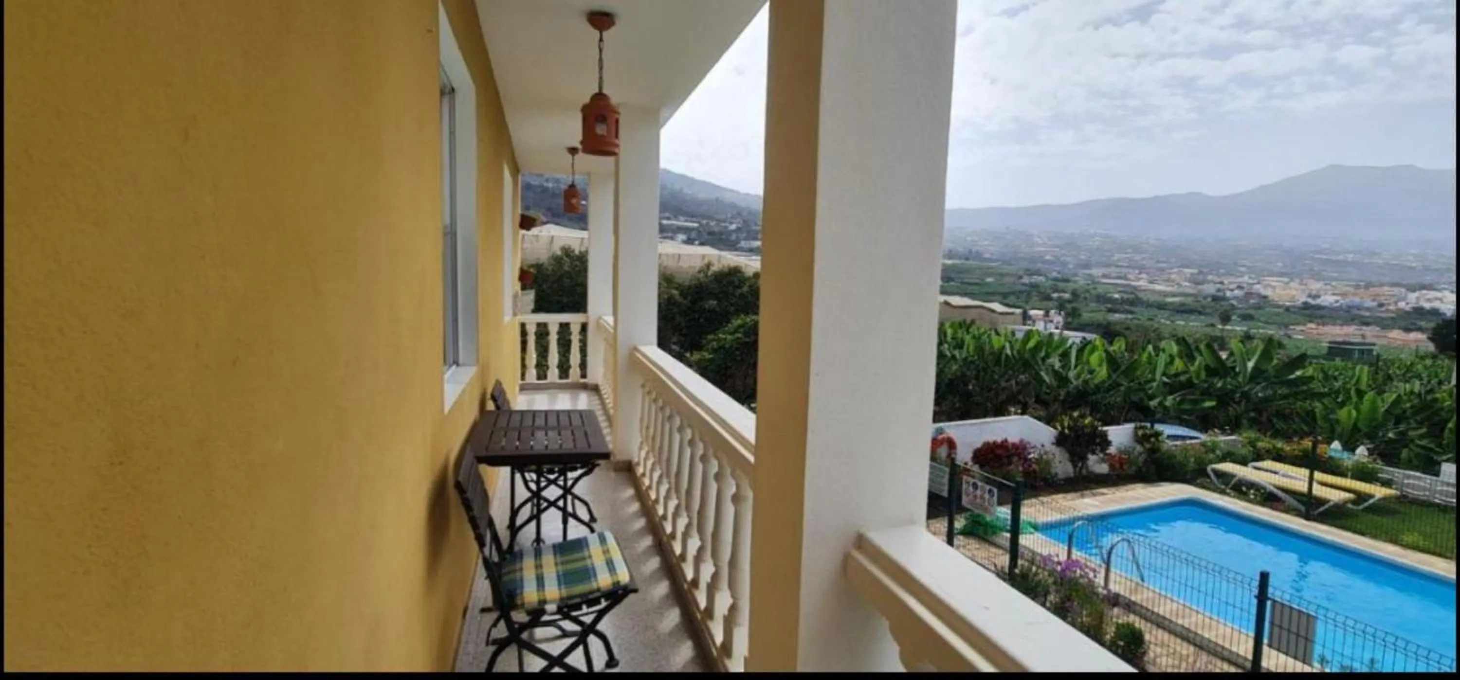 Property building in La Granja