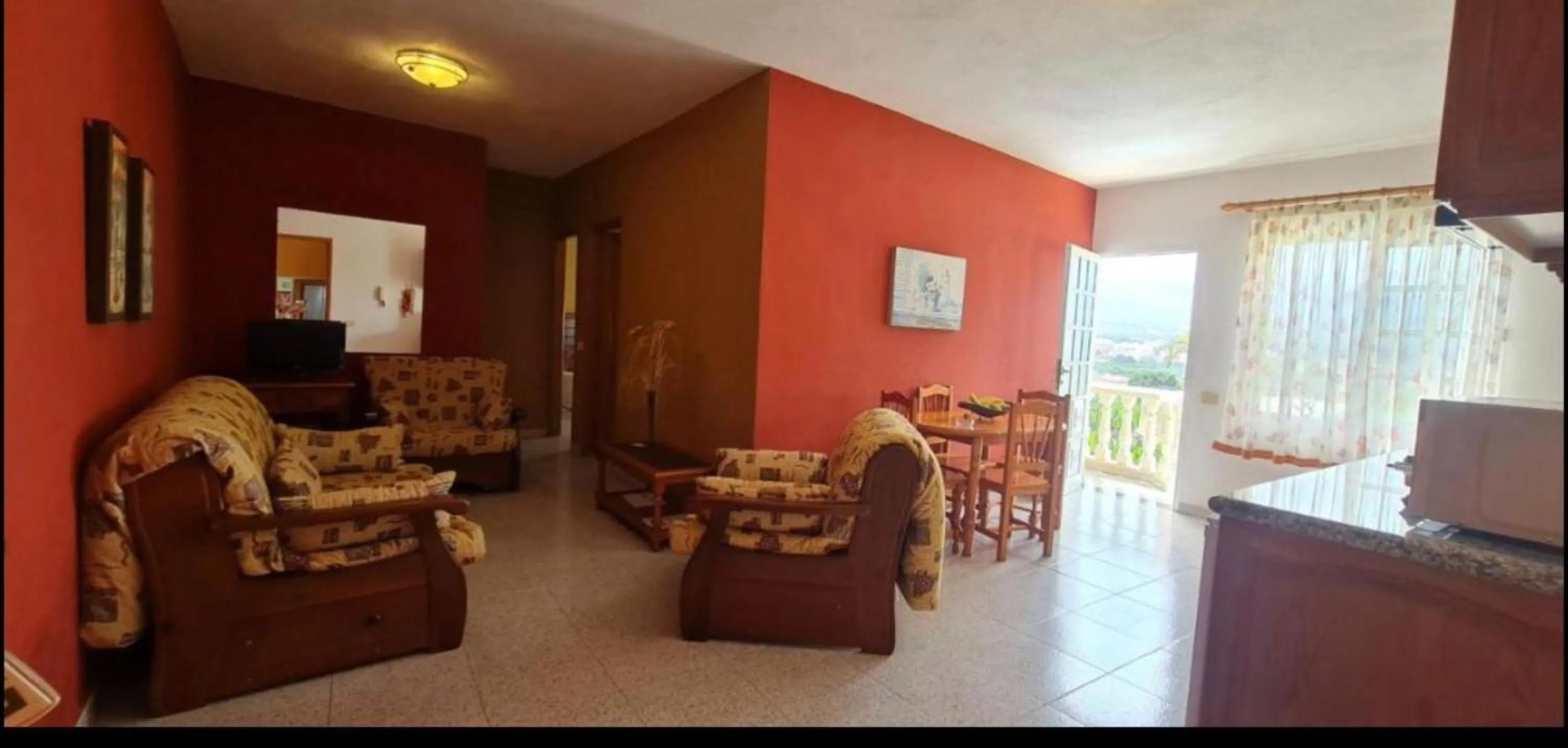 Property building in La Granja