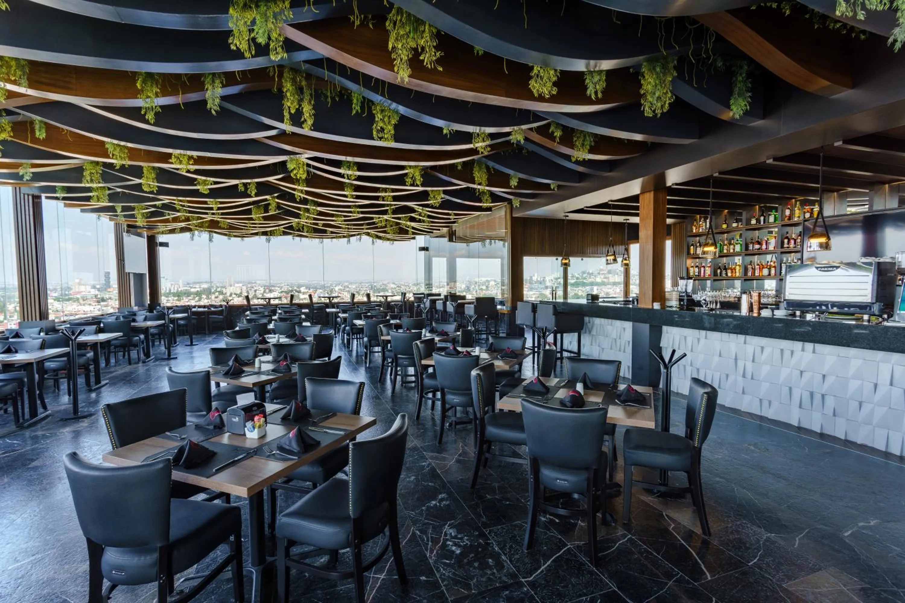 Restaurant/places to eat in Radisson Puebla Angelopolis