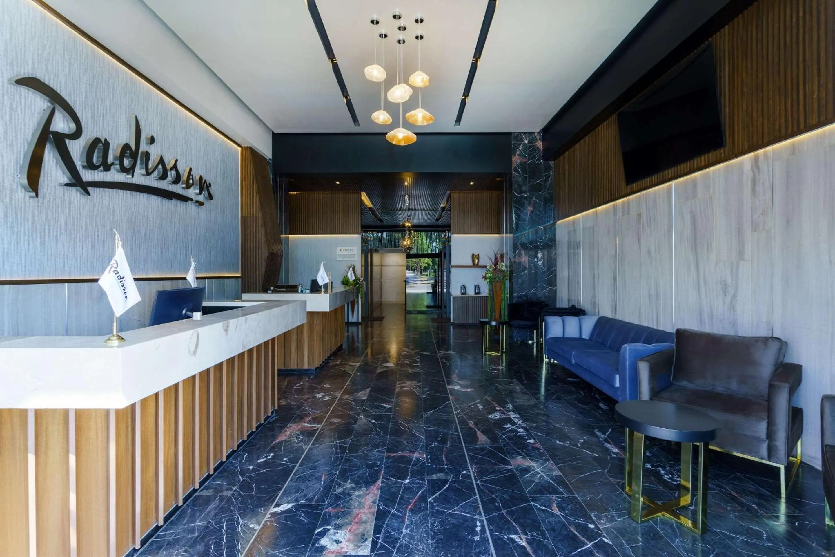 Lobby or reception in Radisson Puebla Angelopolis