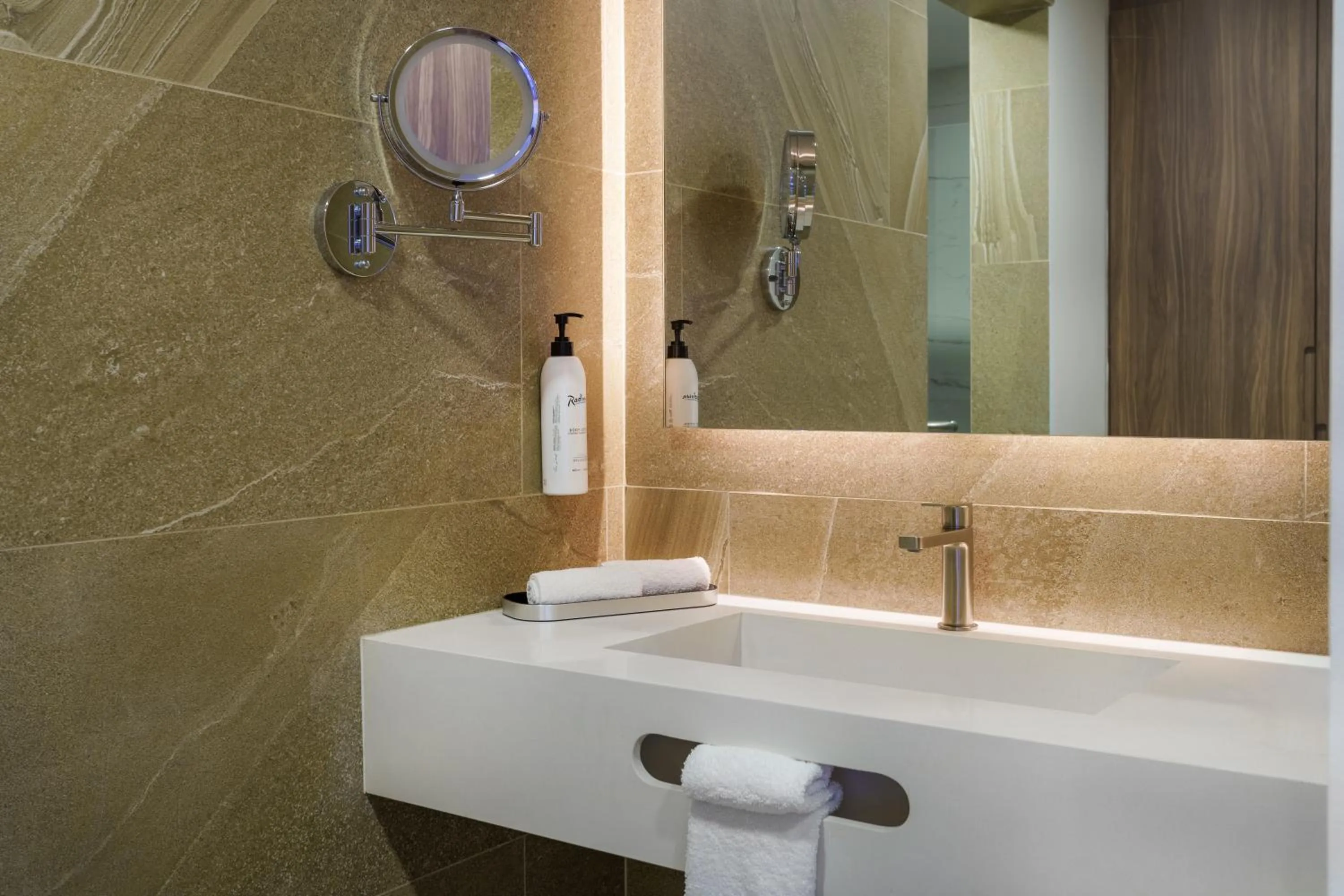 Bathroom in Radisson Puebla Angelopolis